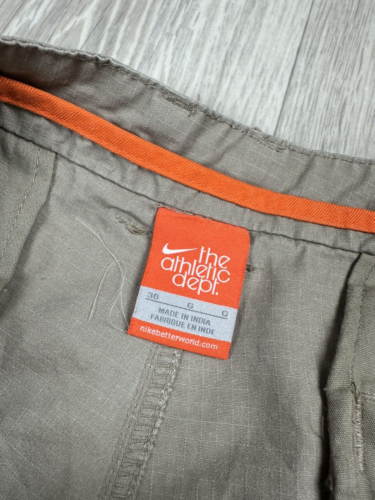 Nike Vintage Nike Cargo Y2K Beige Shorts Size 36 Size US 36 / EU 52 - 9 Thumbnail