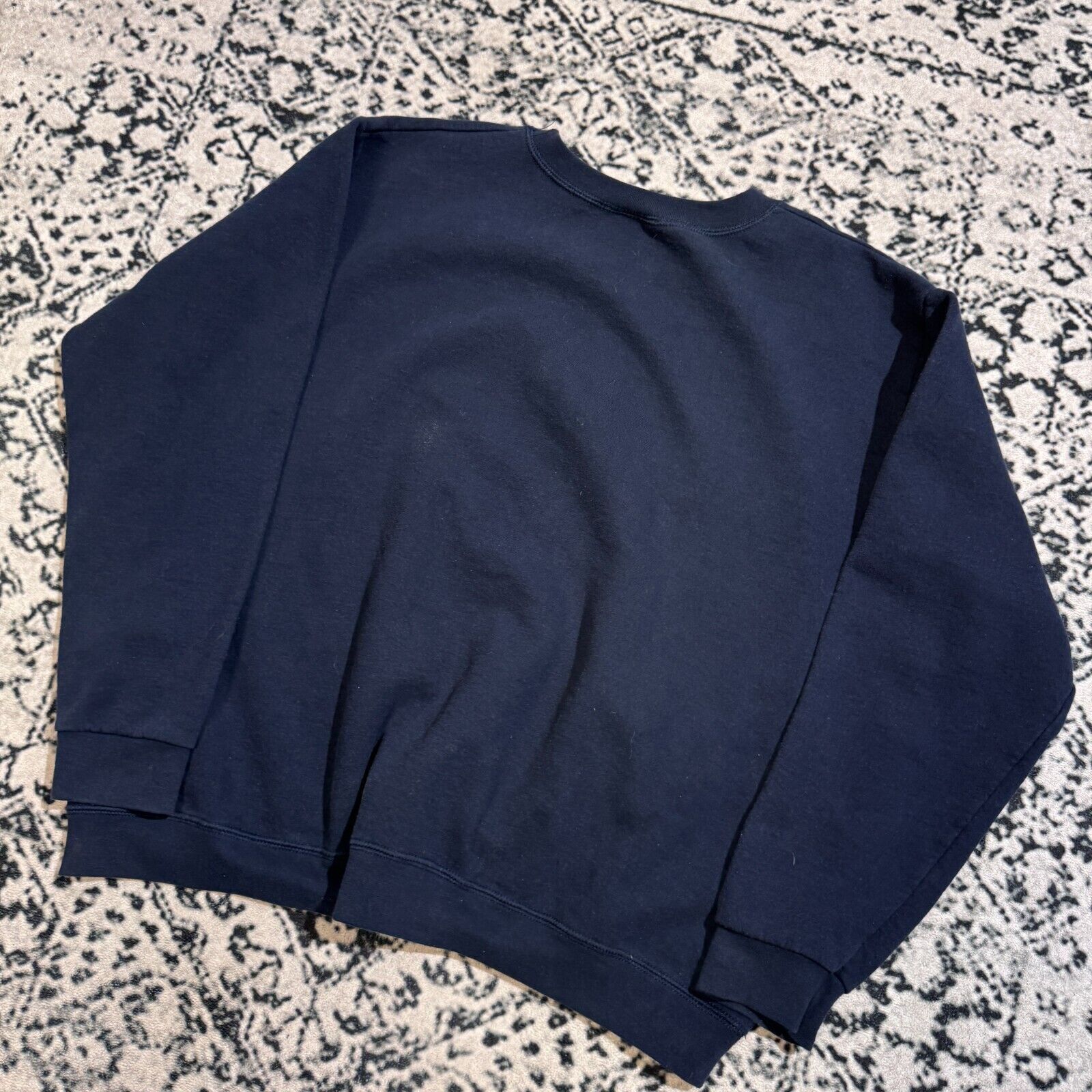 Gildan × Vintage Vintage Gildan Navy Cotton Crewneck Size L Y2K 90s Horse Size US L / EU 52-54 / 3 - 11 Thumbnail