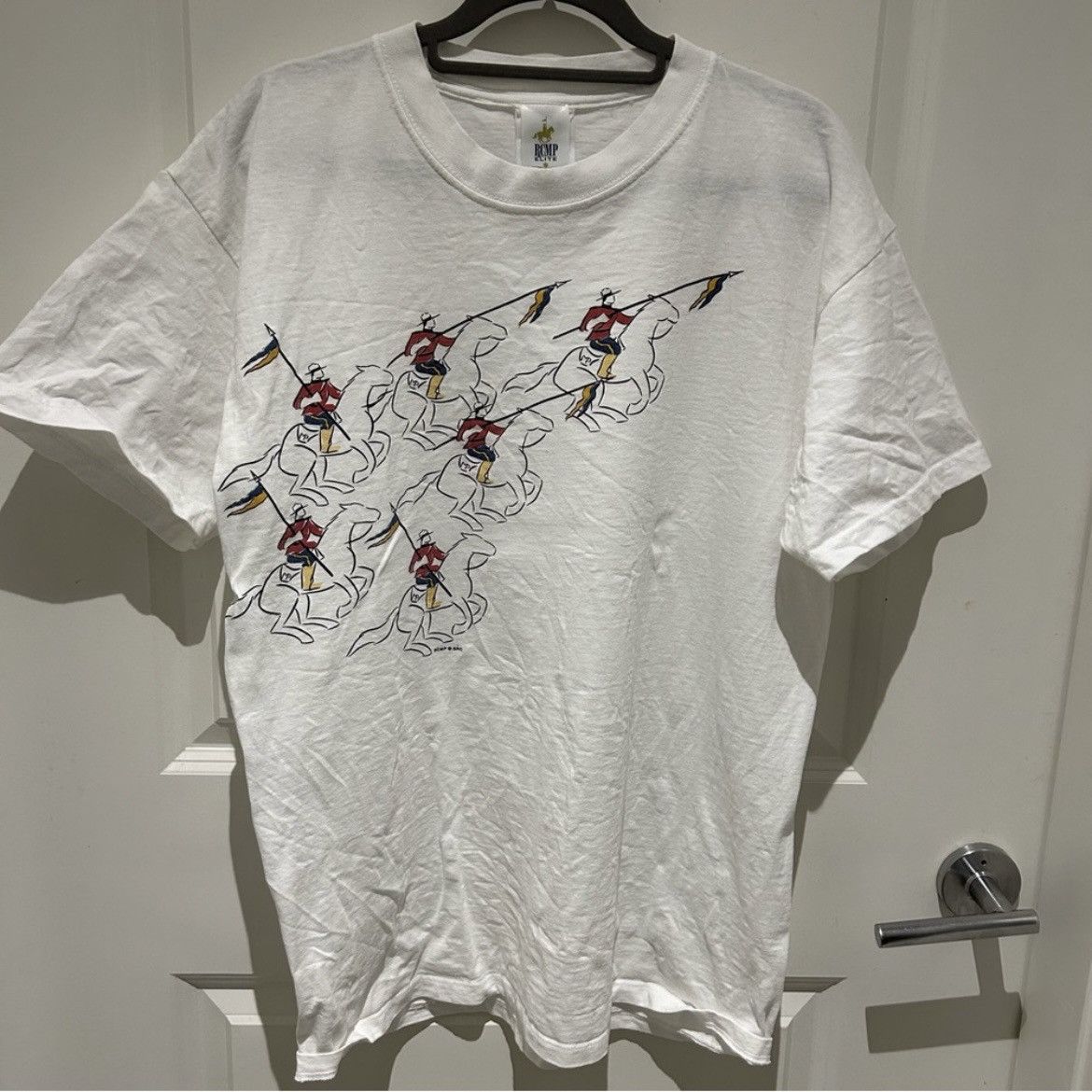 Vintage 90’s RCMP Musical Ride Graphic Tee Size L Made in Canada Size US L / EU 52-54 / 3 - 3 Thumbnail