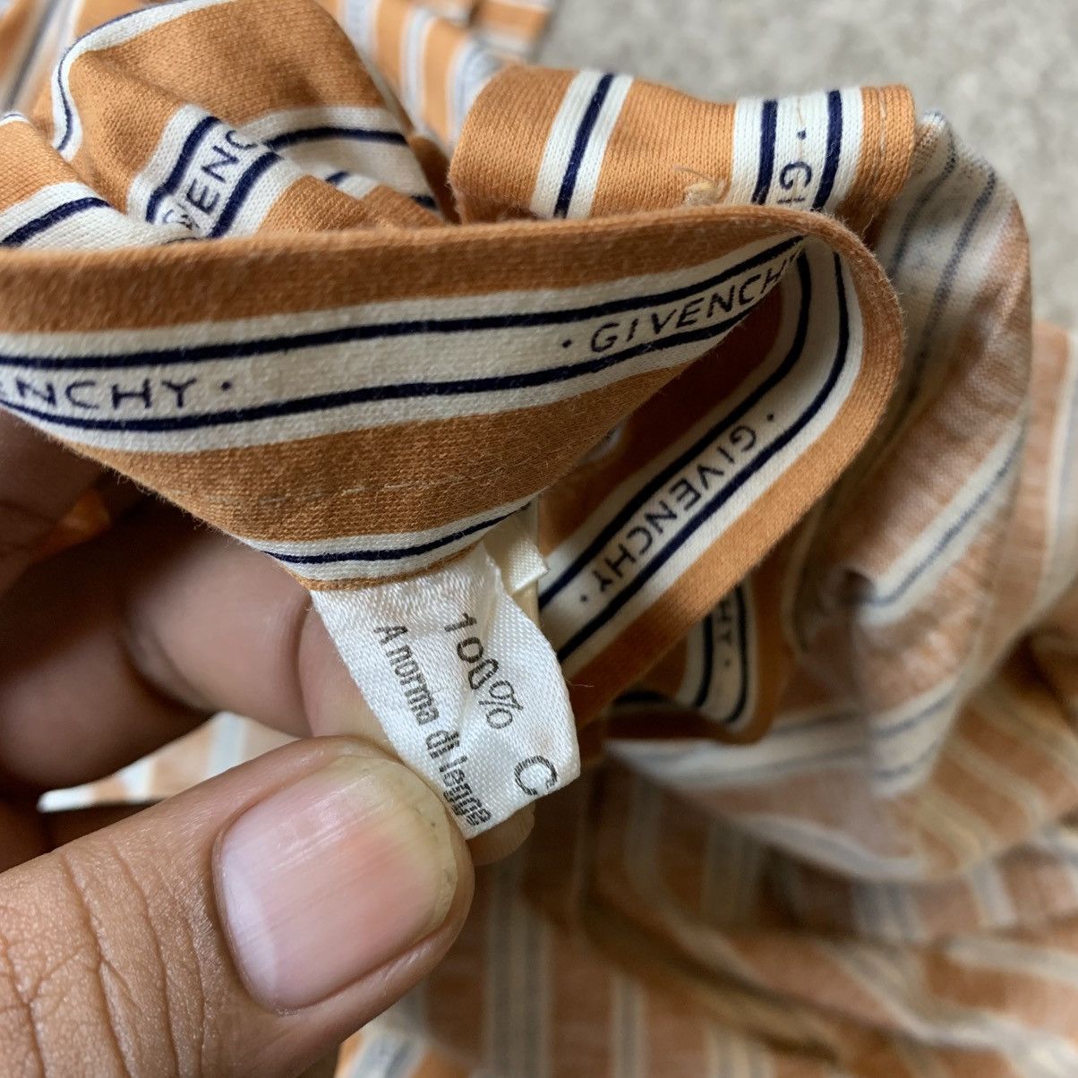 Givenchy GIVENCHY GENTLEMAN PARIS Rare Vintage 70's Shirt Size US XS / EU 42 / 0 - 7 Thumbnail