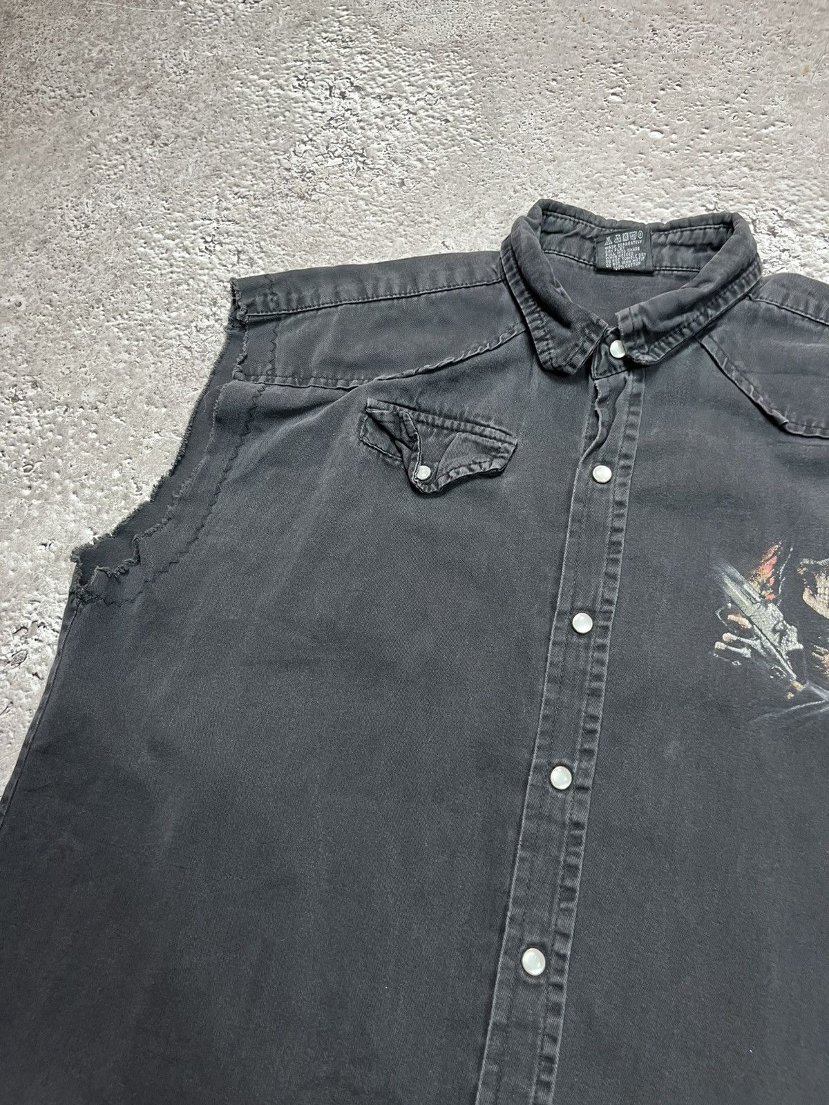 Other Spiral Direct Sleeveless Denim Shirt L Skull Gun Print Black Size US L / EU 52-54 / 3 - 4 Thumbnail