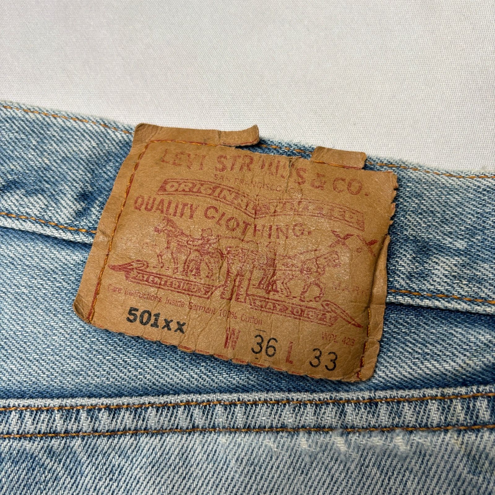 Levi's × Vintage VTG 90s Levi's 501 XX Distressed Straight Leg Jeans 32x29.5 Size US 32 / EU 48 - 5 Thumbnail