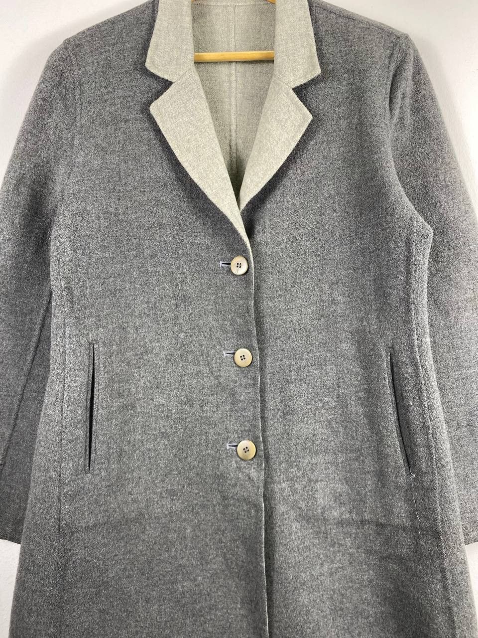 Adolfo Dominguez adolfo dominguez logn wool reversible jacket nice design Size US M / EU 48-50 / 2 - 3 Thumbnail