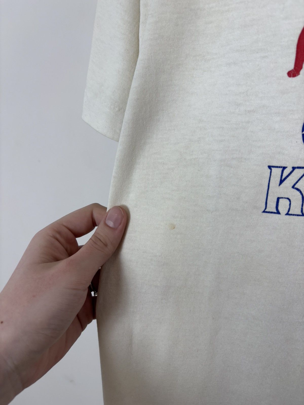 Vintage Vintage 1990s Kim’s Karate USA White Single Stitch T-Shirt Size US L / EU 52-54 / 3 - 5 Thumbnail