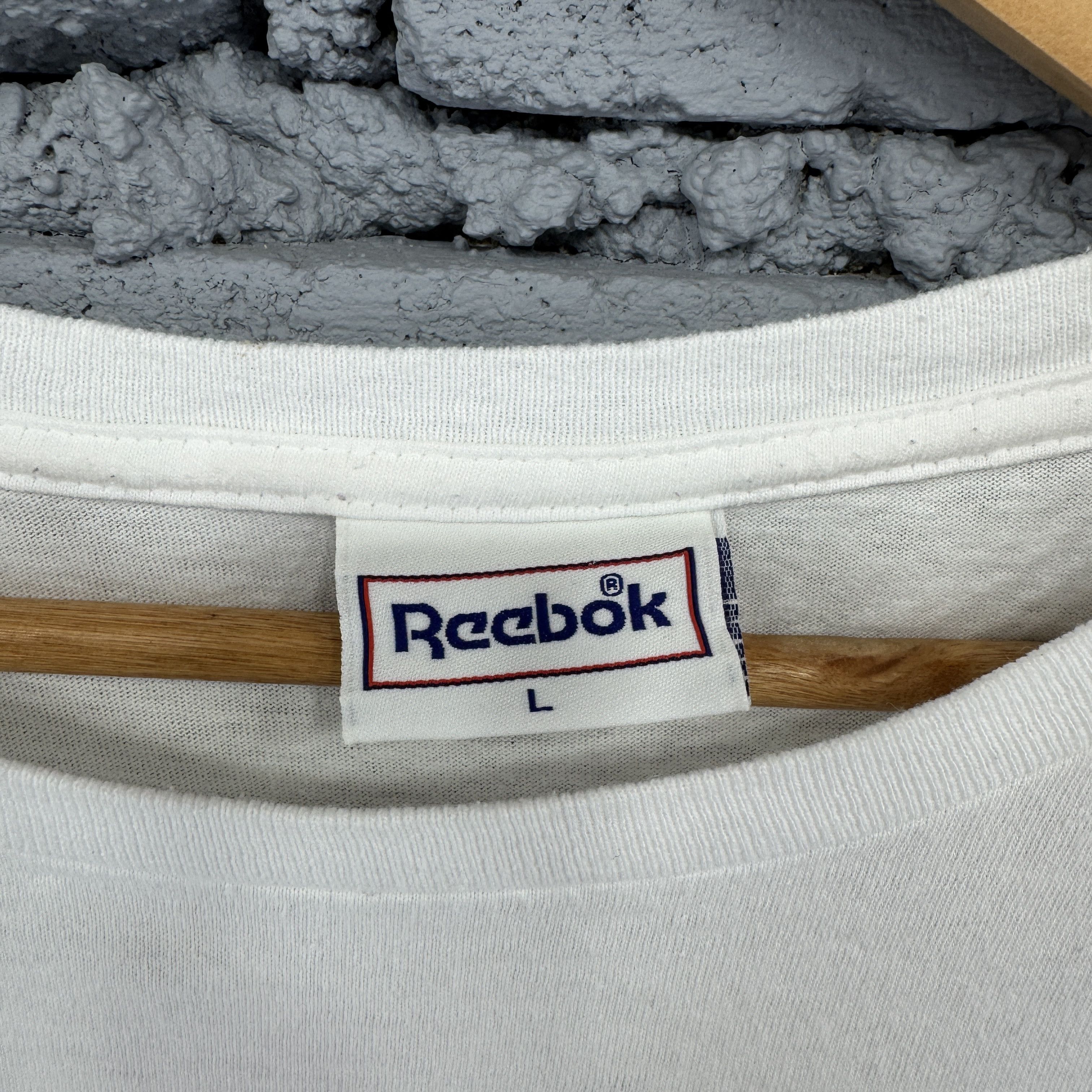 Vintage Vintage 90s Reebok Tshirt Blue Big logo Streetwear Size US L / EU 52-54 / 3 - 4 Thumbnail