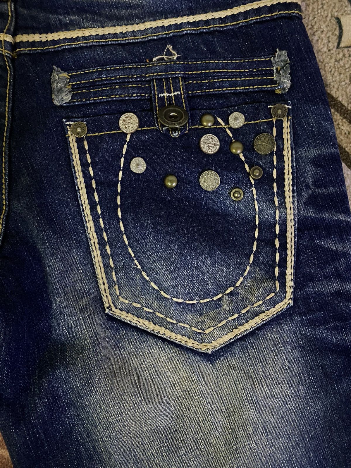 If Six Was Nine Vintage Yoshitomo Nara Lolita Distressed Denim Size US 32 / EU 48 - 3 Thumbnail