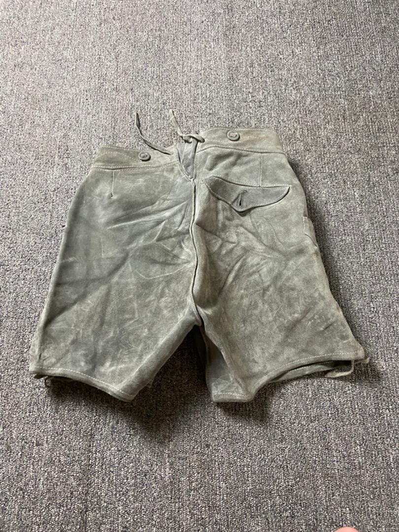 Japanese Brand Japanese Brand Leather Suede Shorts (182) Size US 26 / EU 42 - 2 Thumbnail