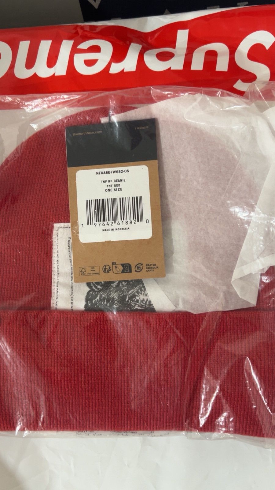 Supreme × The North Face Supreme x The North Face Size ONE SIZE - 4 Thumbnail