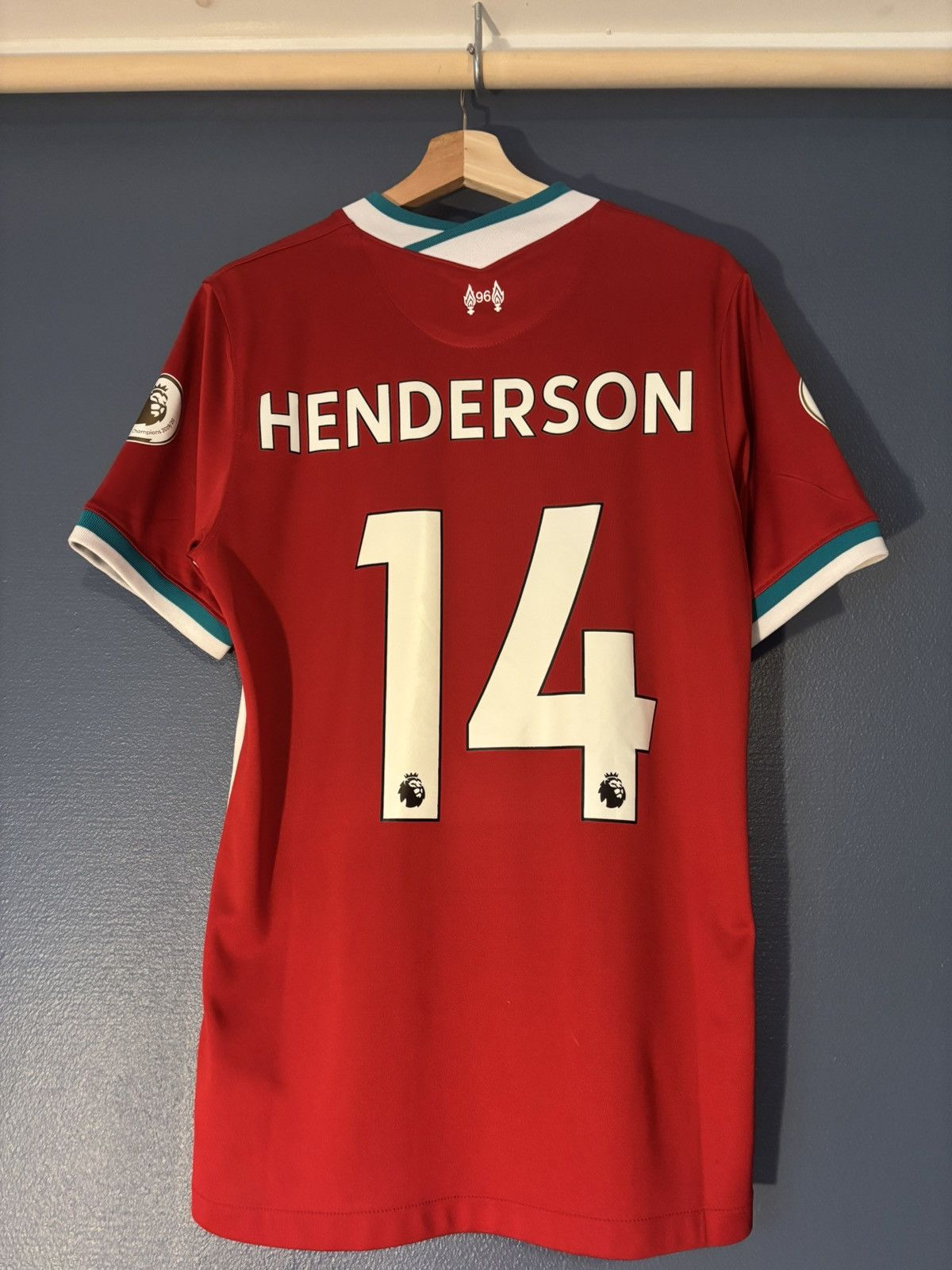 Nike Liverpool FC 2020/21 Jordan Henderson Jersey Size US M / EU 48-50 / 2 - 2 Thumbnail