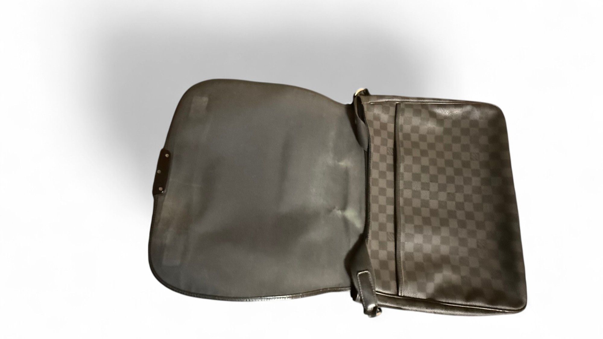 Louis Vuitton LOUIS VUITTON Damier Graphite Daniel MM Messenger Bag N58033 Size ONE SIZE - 6 Thumbnail
