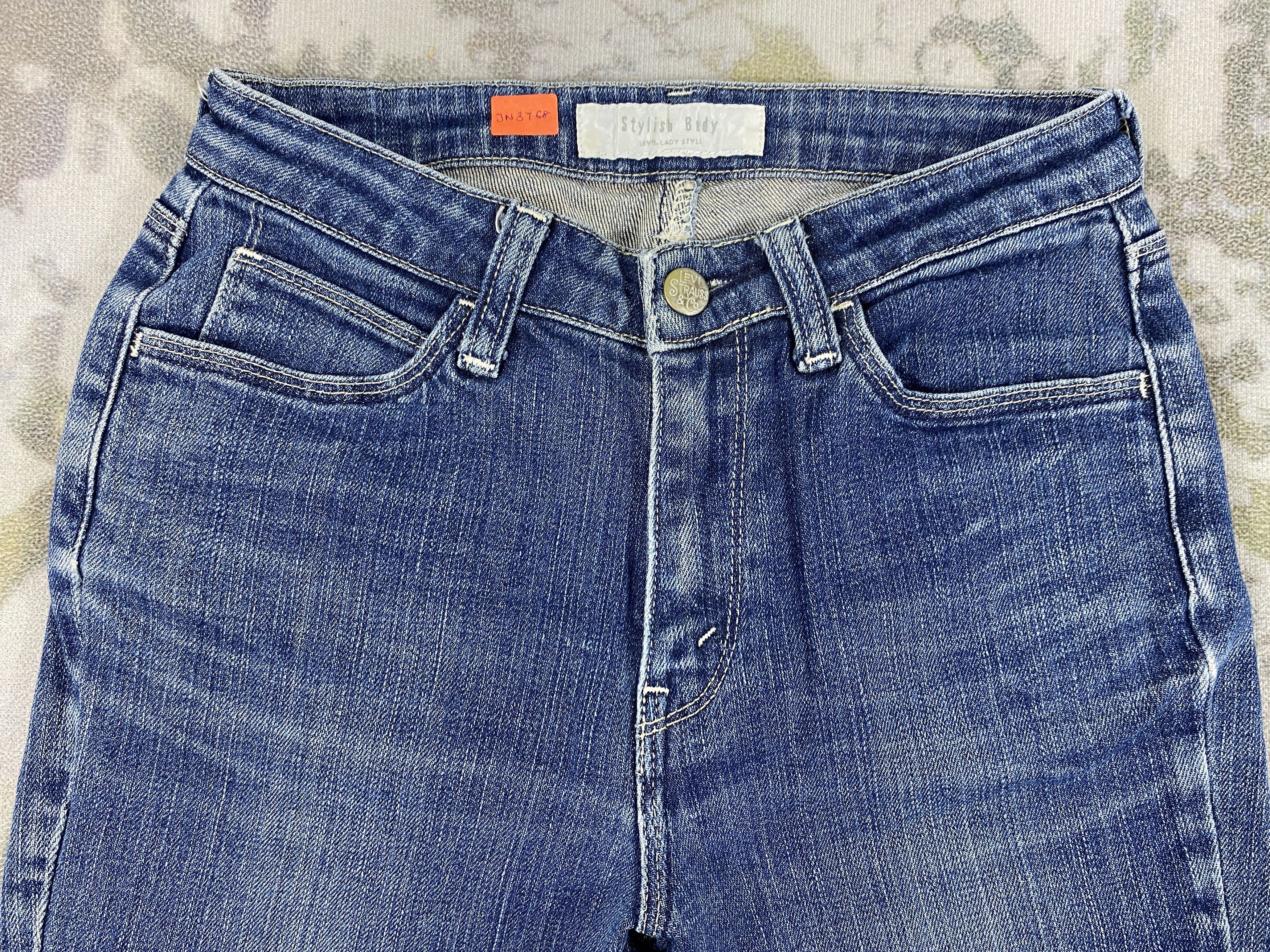Levi's Faded Blue Levi's Flare Jeans 25x30 Denim- JN3768 Size 36" / US 14 / IT 50 - 3 Thumbnail