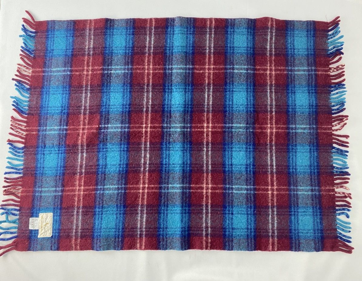 Valentino 90s Valentino Garavani Lambswool Plaid Checked Tartan Scarf Size ONE SIZE - 3 Thumbnail