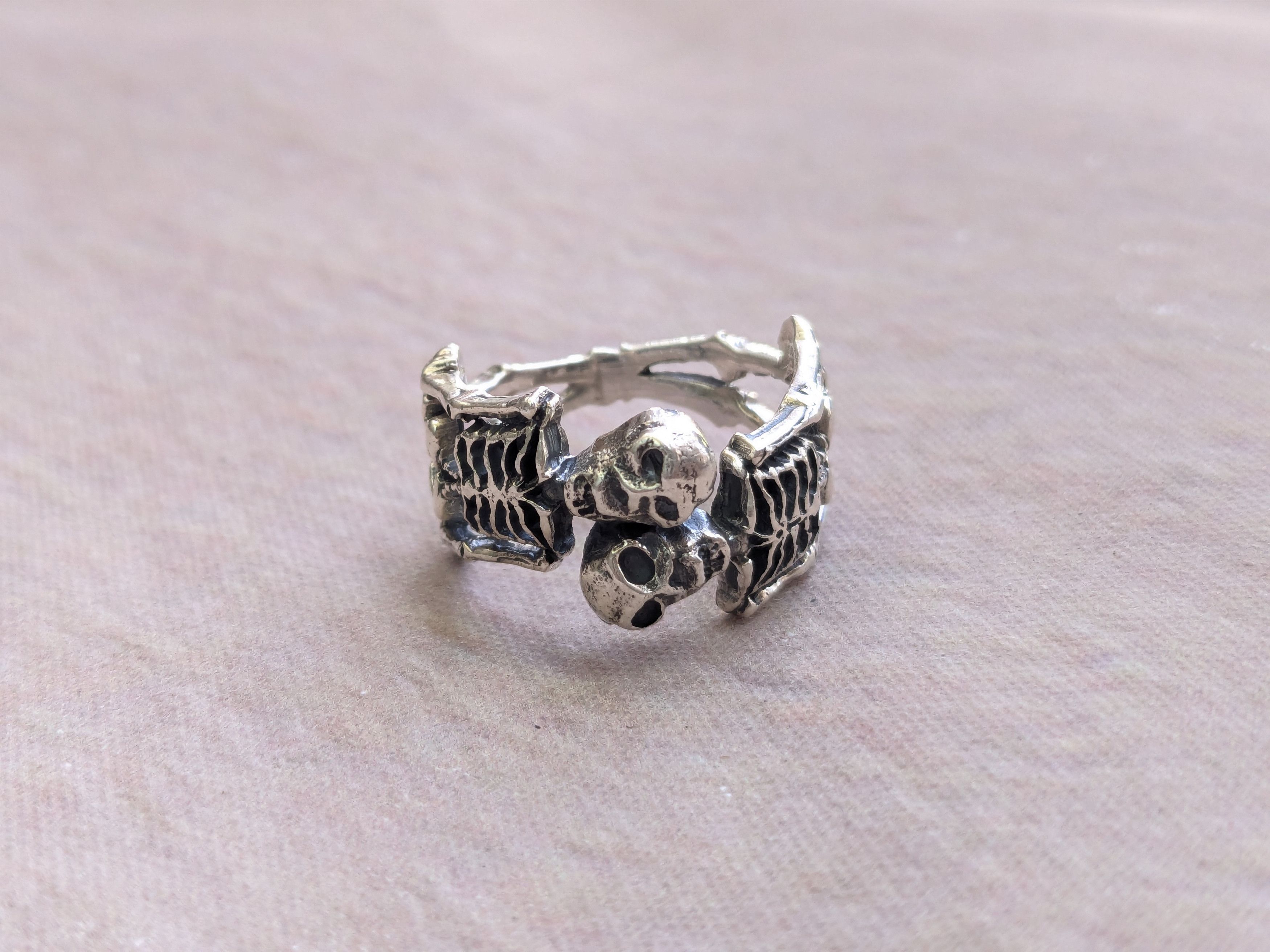 Jewelry Vintage Sterling Silver Ring Skeleton Skull 8.75 Size ONE SIZE - 1 Thumbnail
