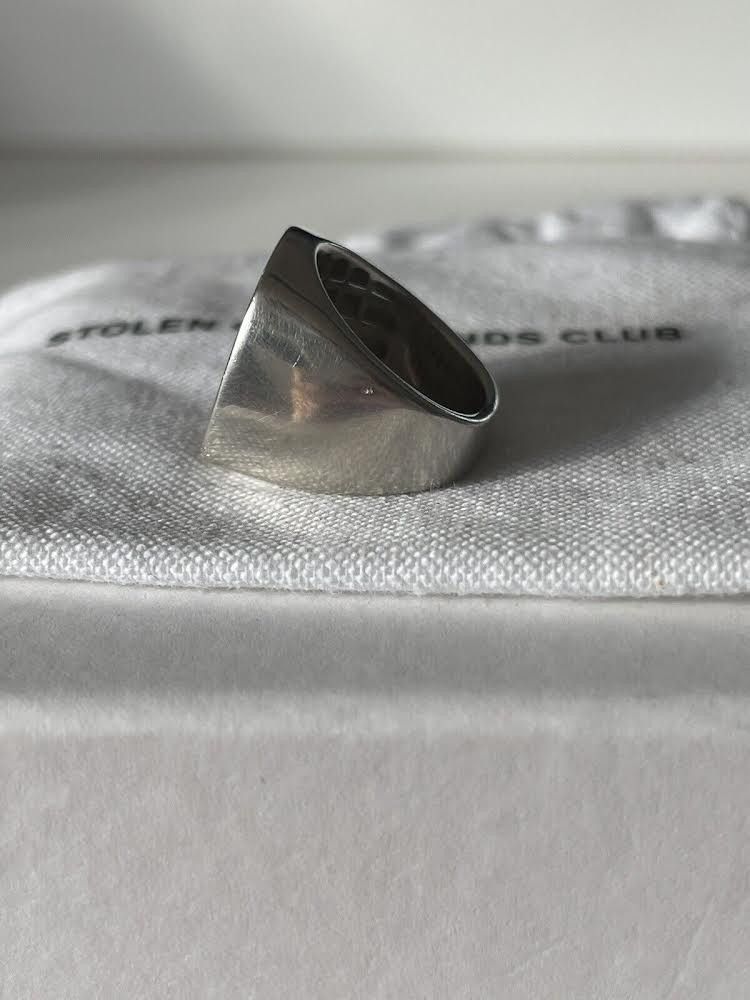 Stolen Girlfriends Club Stolen Girlfriends Club Silver Stamp Sovereign Ring Size ONE SIZE - 6 Thumbnail