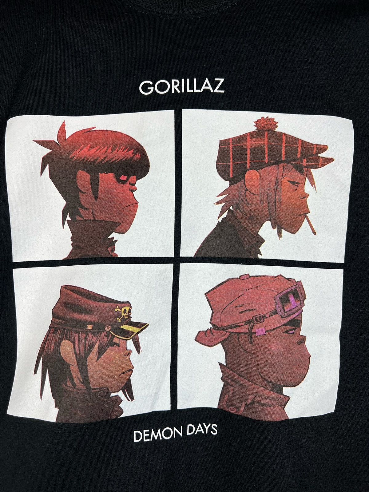 Band Tees Vintage GORILLAZ Band T-shirt Promo Album Size US M / EU 48-50 / 2 - 3 Thumbnail