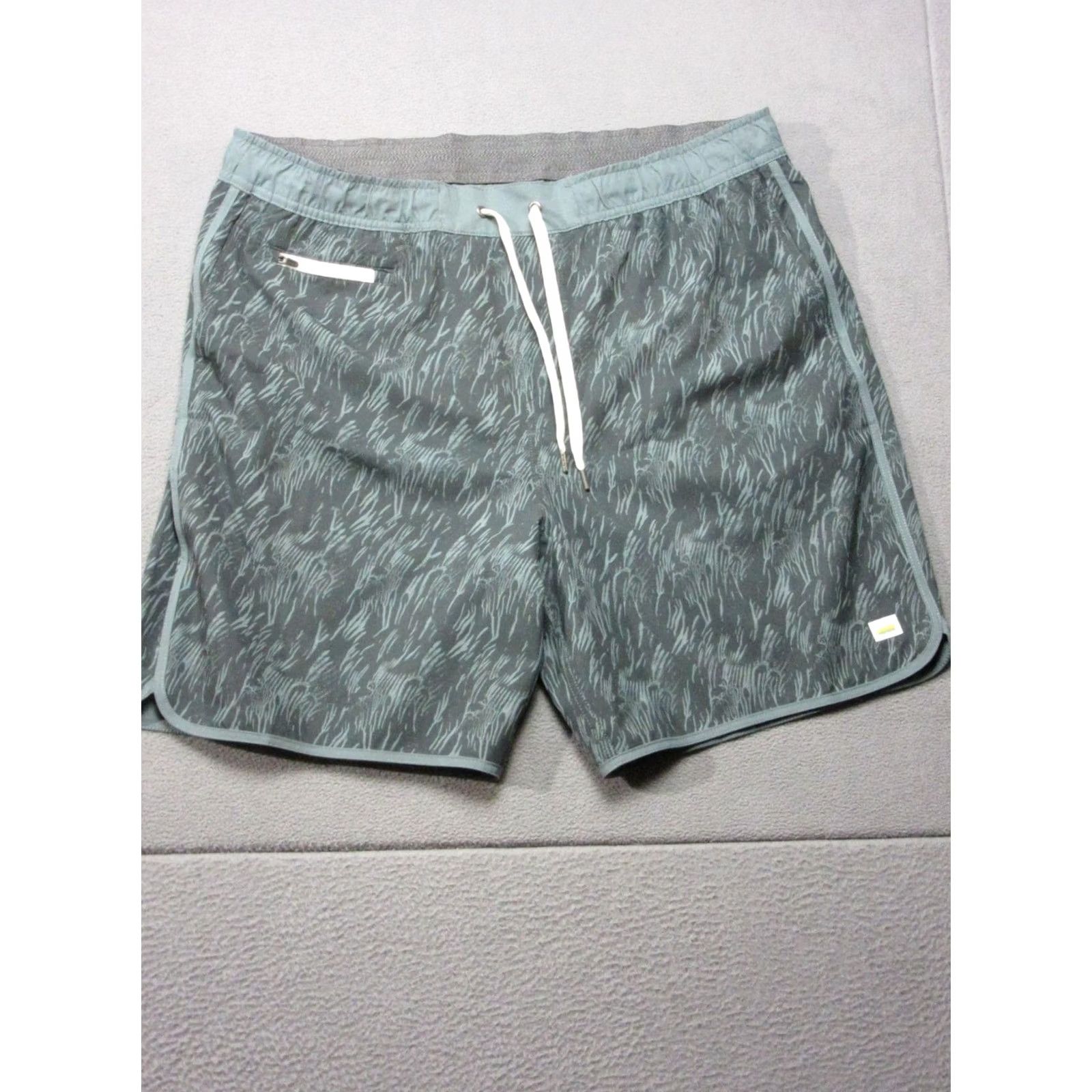 Vuori Vuori Mens 2XL Gray Athletic Shorts Drawstring Zip Pocket Camo Stretch Size US 39 - 5 Thumbnail