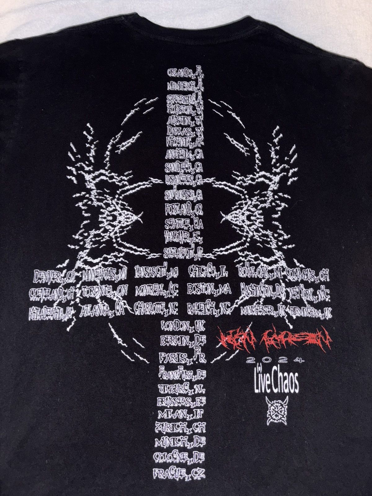 Ken Carson Very rare Ken Carson A great Chaos Shortsleeve Size US L / EU 52-54 / 3 - 4 Thumbnail