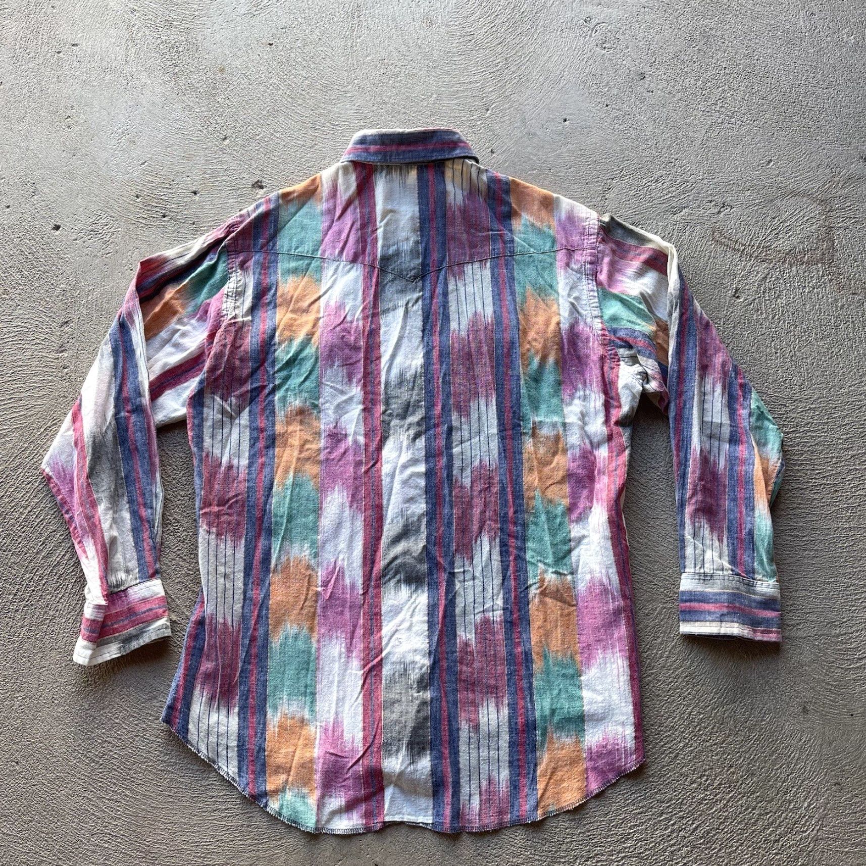 Wrangler VINTAGE Wrangler Shirt Mens Button-Up Western Aztec Long Sleeve White Cotton 16 33 M Mens Size US M / EU 48-50 / 2 - 5 Thumbnail