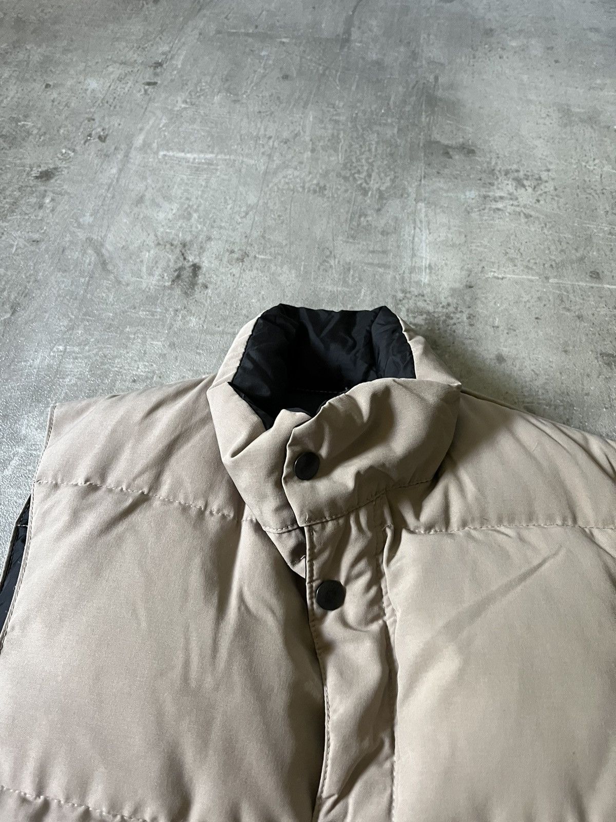 Canada Goose Canada Goose vest beige outdoor vintage Size US XXS / EU 40 - 4 Thumbnail