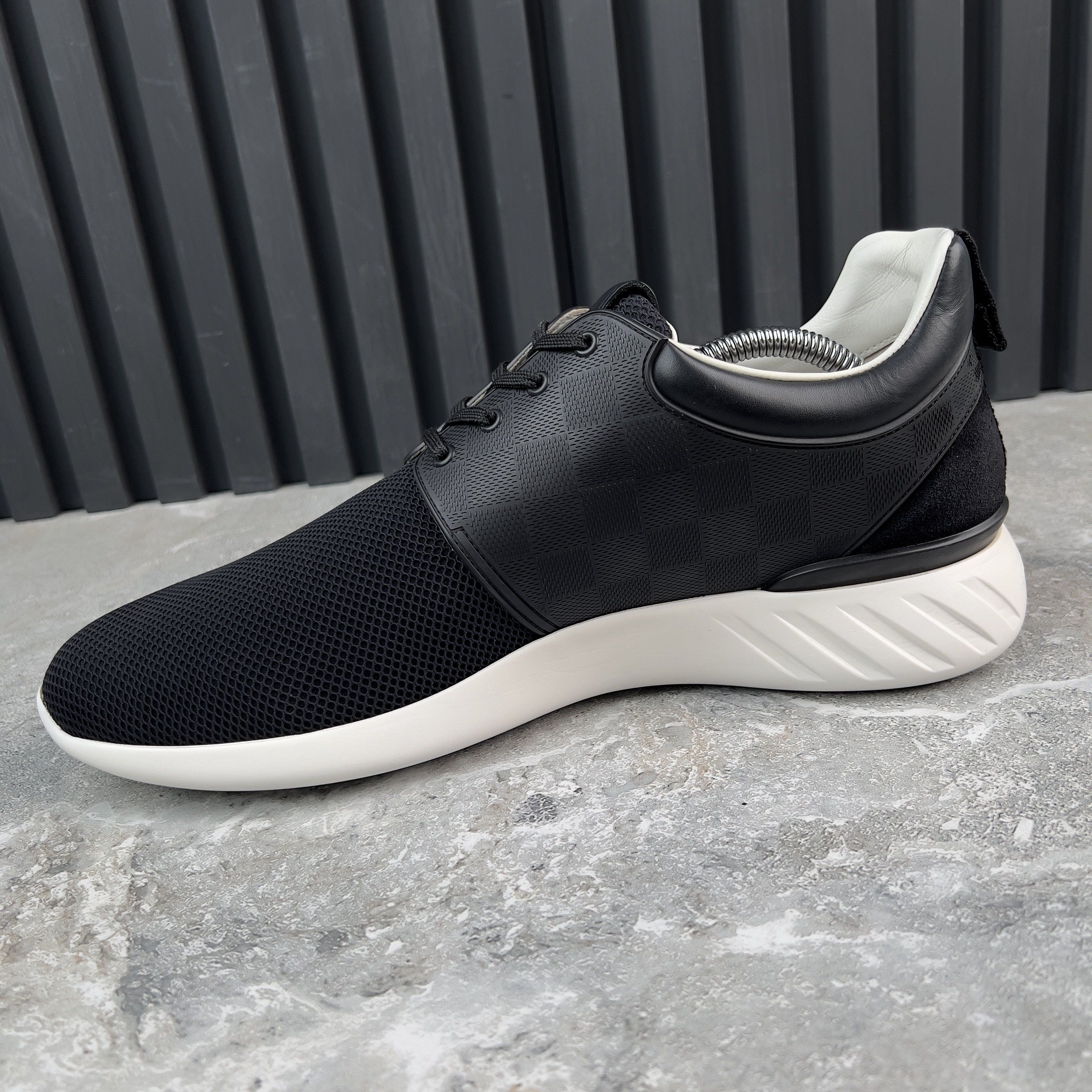 Louis Vuitton Fastlane Sneakers Damier Black Mesh Size US 11 / EU 44 - 5 Thumbnail