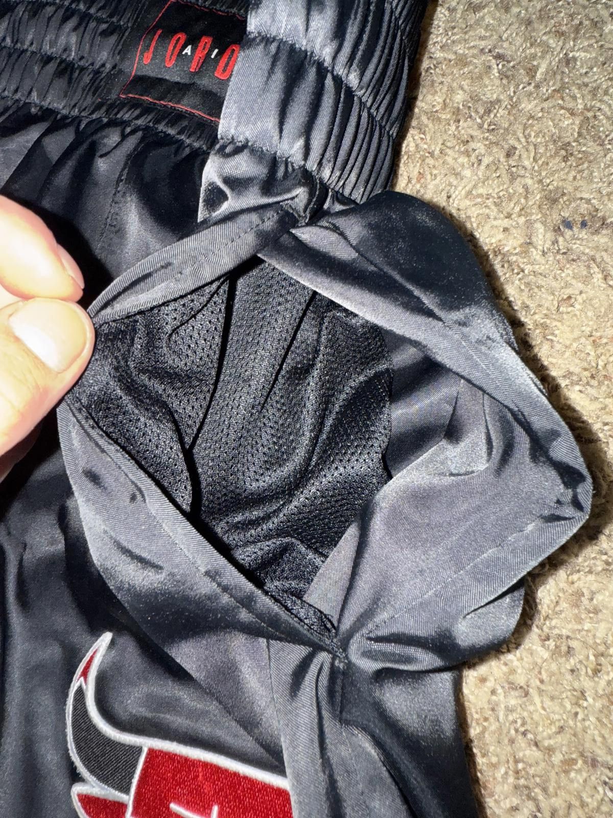 Nike UNRELEASED Air Jordan NBA Chicago Bulls Diamond Shorts Sample Size US 32 / EU 48 - 5 Thumbnail