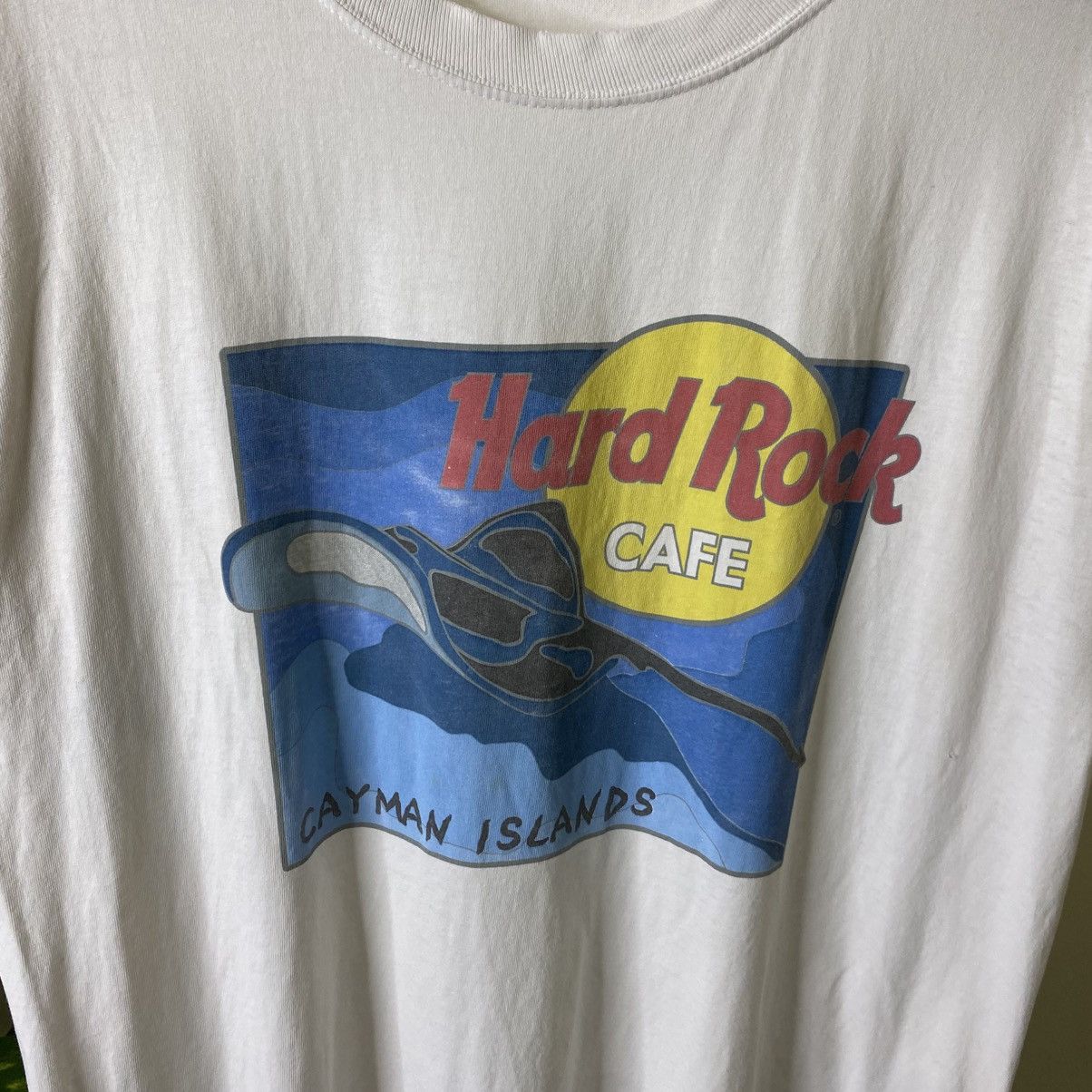 Hard Rock Cafe Vintage 1990s HRC Cayman Islands T Shirt Size US XL / EU 56 / 4 - 2 Thumbnail