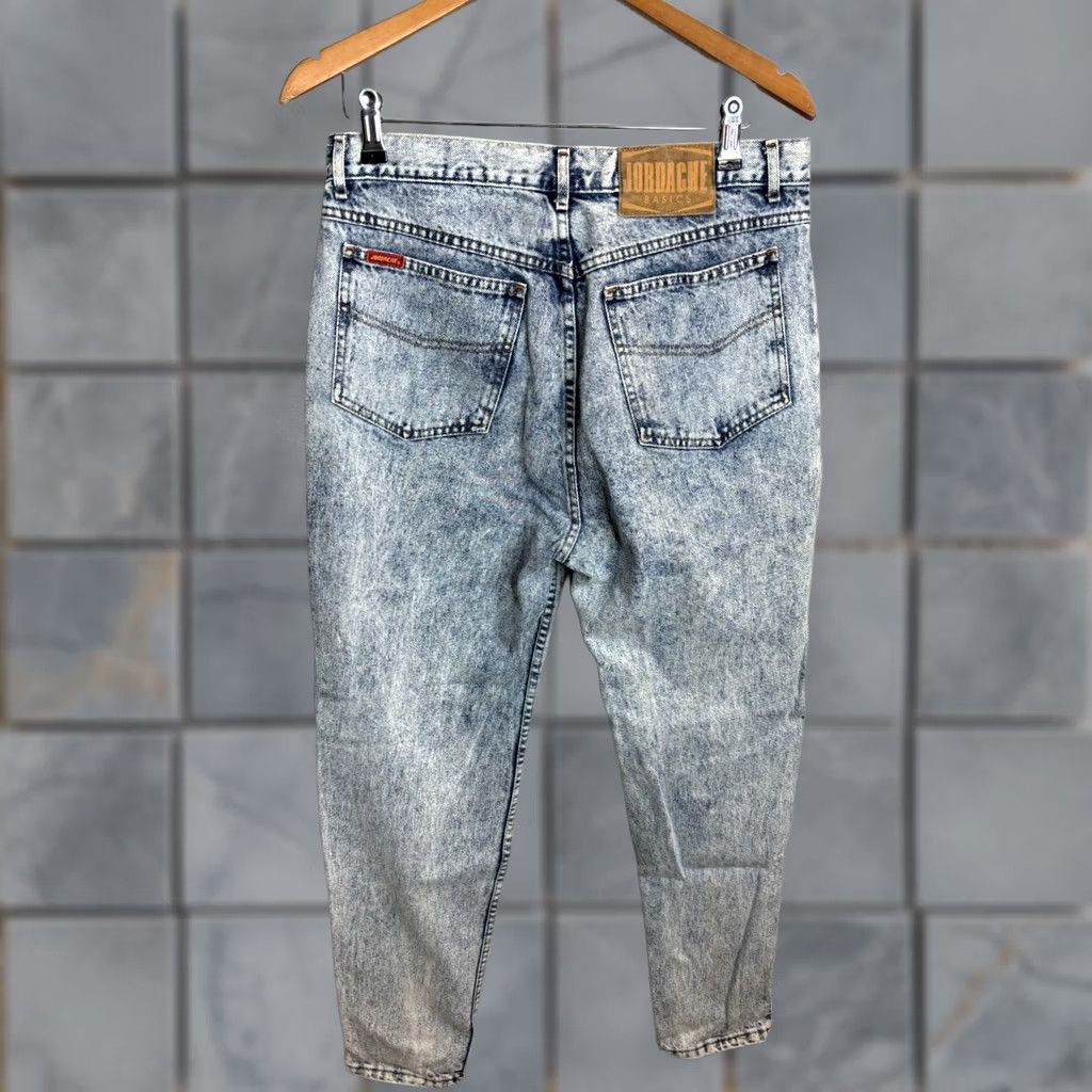 Jordache VINTAGE Jordache Jeans Women's 31x28 Light Wash High Rise Tapered Leg 90s Blue Size 26" / US 2 / IT 38 - 1 Thumbnail