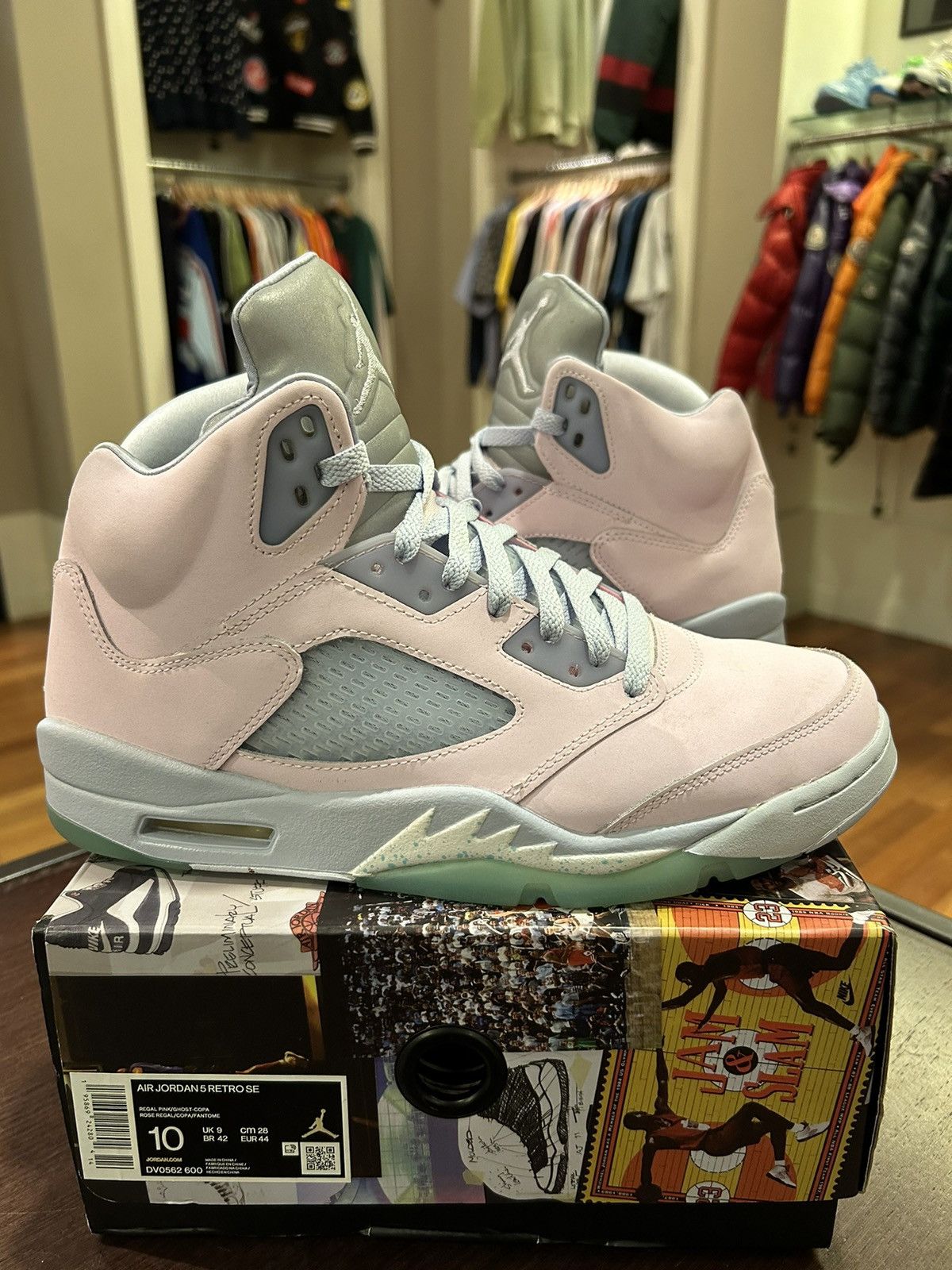 Jordan Brand Jordan 5 Retro Easter (2022) Size US 10 / EU 43 - 2 Thumbnail