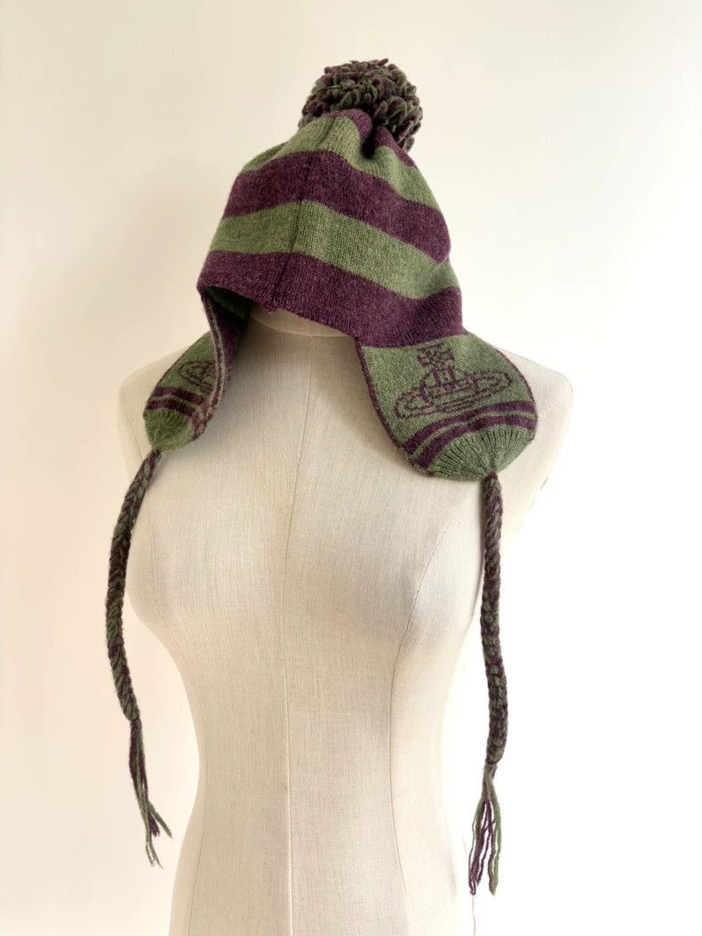 Vivienne Westwood Vivienne Westwood A green striped hat with a hat protectin Size ONE SIZE - 1 Thumbnail