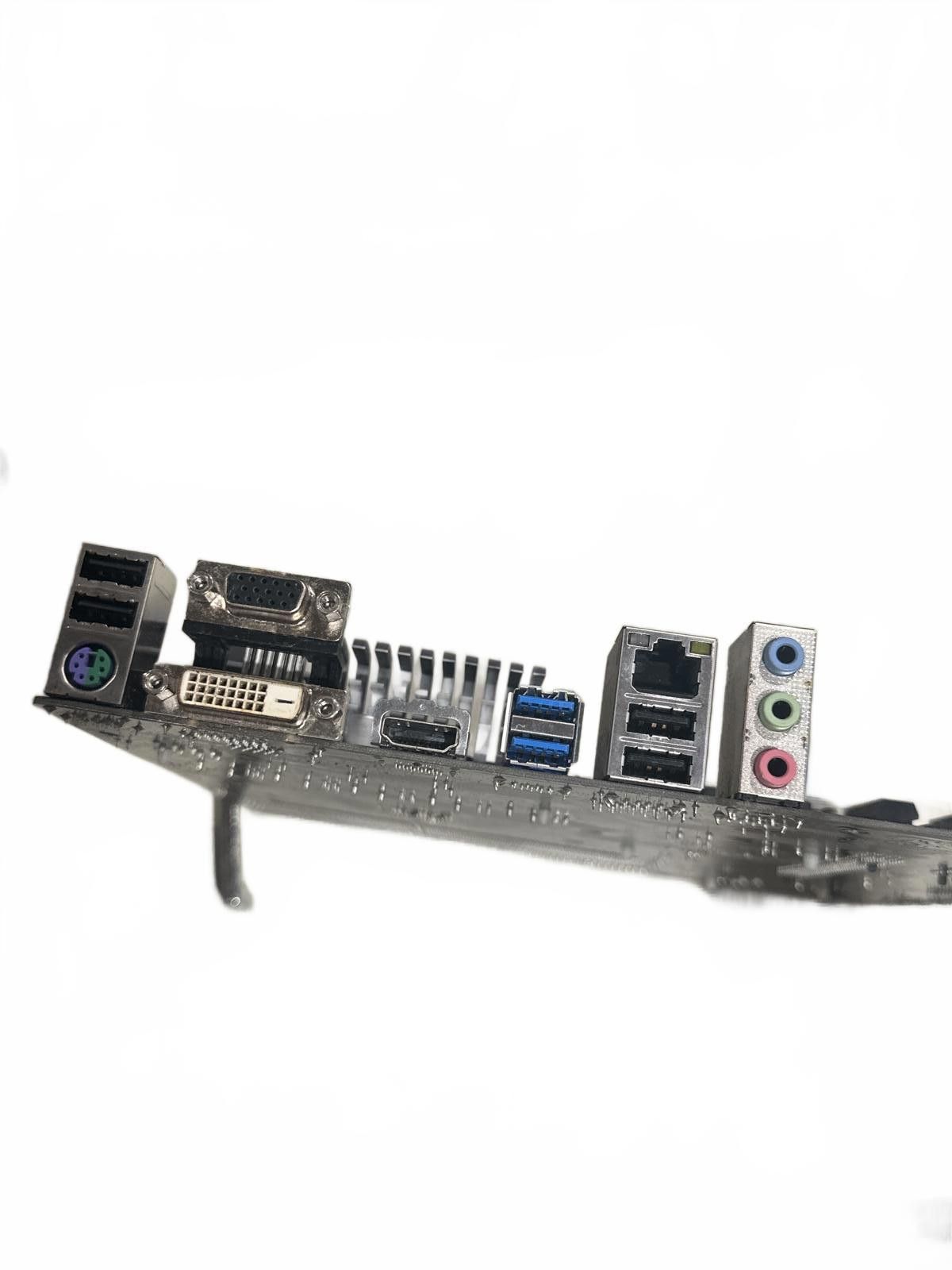 Other Gigabyte GA-78LMT-USB3 Micro-ATX Board Size ONE SIZE - 4 Thumbnail