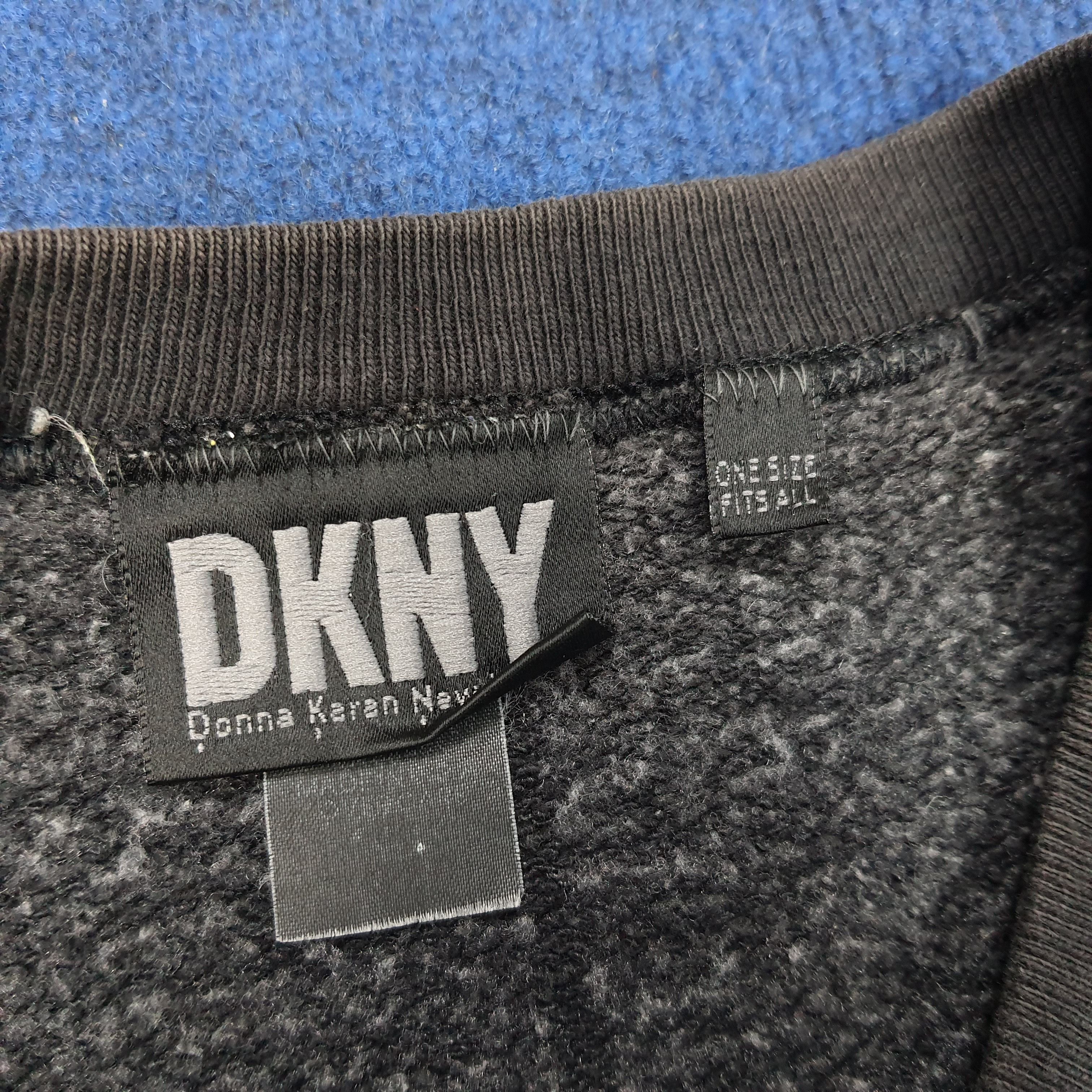 DKNY × Vintage Vintage DKNY New York Streetwear Sweatshirt Size US XXL / EU 58 / 5 - 5 Thumbnail