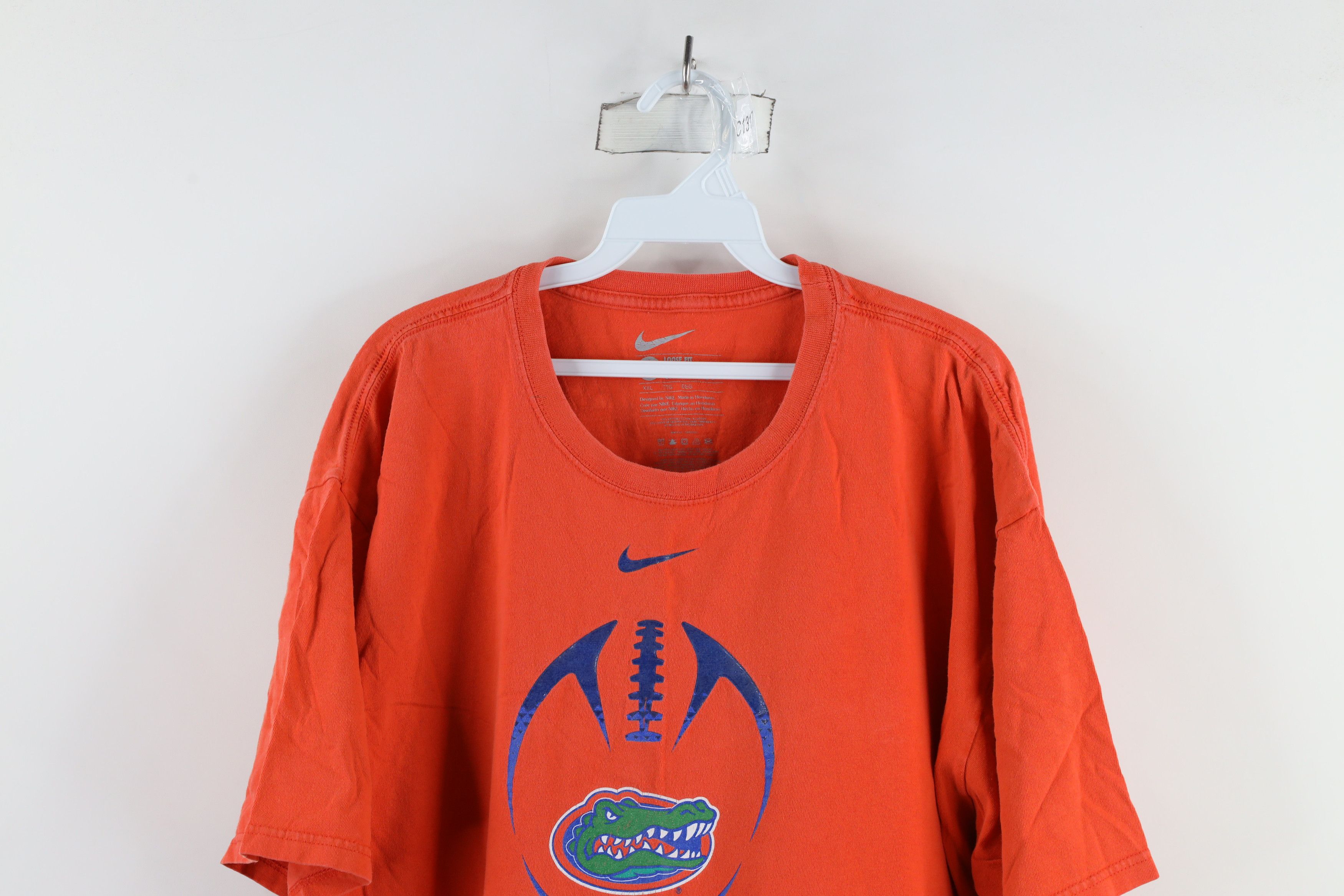 Nike × Vintage Vintage Nike Swoosh University of Florida Football T-Shirt Size US XXL / EU 58 / 5 - 2 Thumbnail