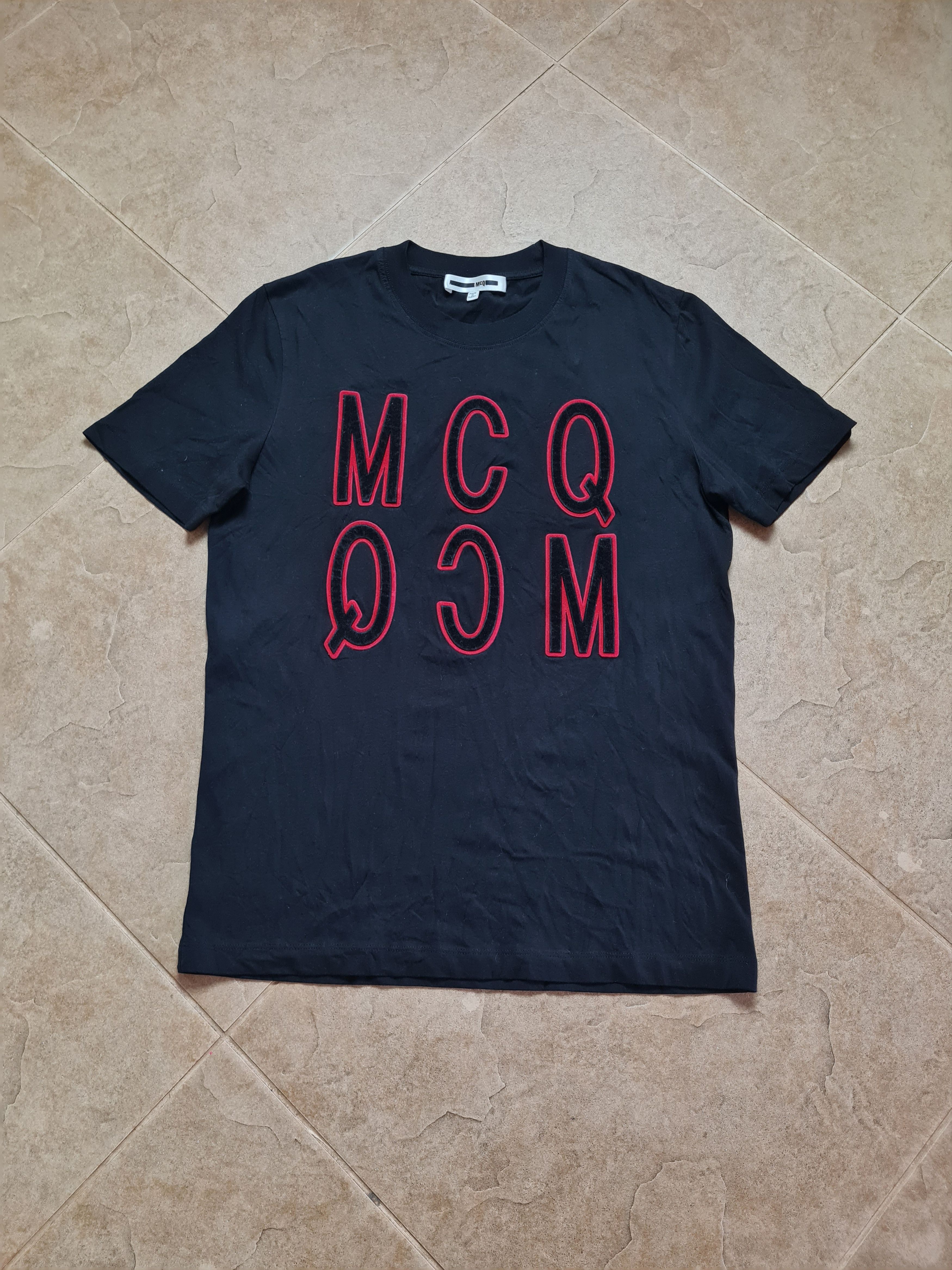 Alexander McQueen T-shirts Alexander McQueen MCQ designer big logo Size M Size US M / EU 48-50 / 2 - 10 Thumbnail