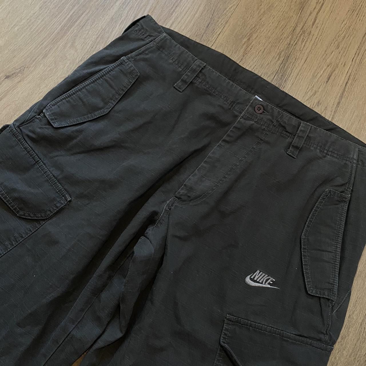 Nike Nike Khaki Green cargo shorts #skater Size US XL / EU 56 / 4 - 2 Thumbnail