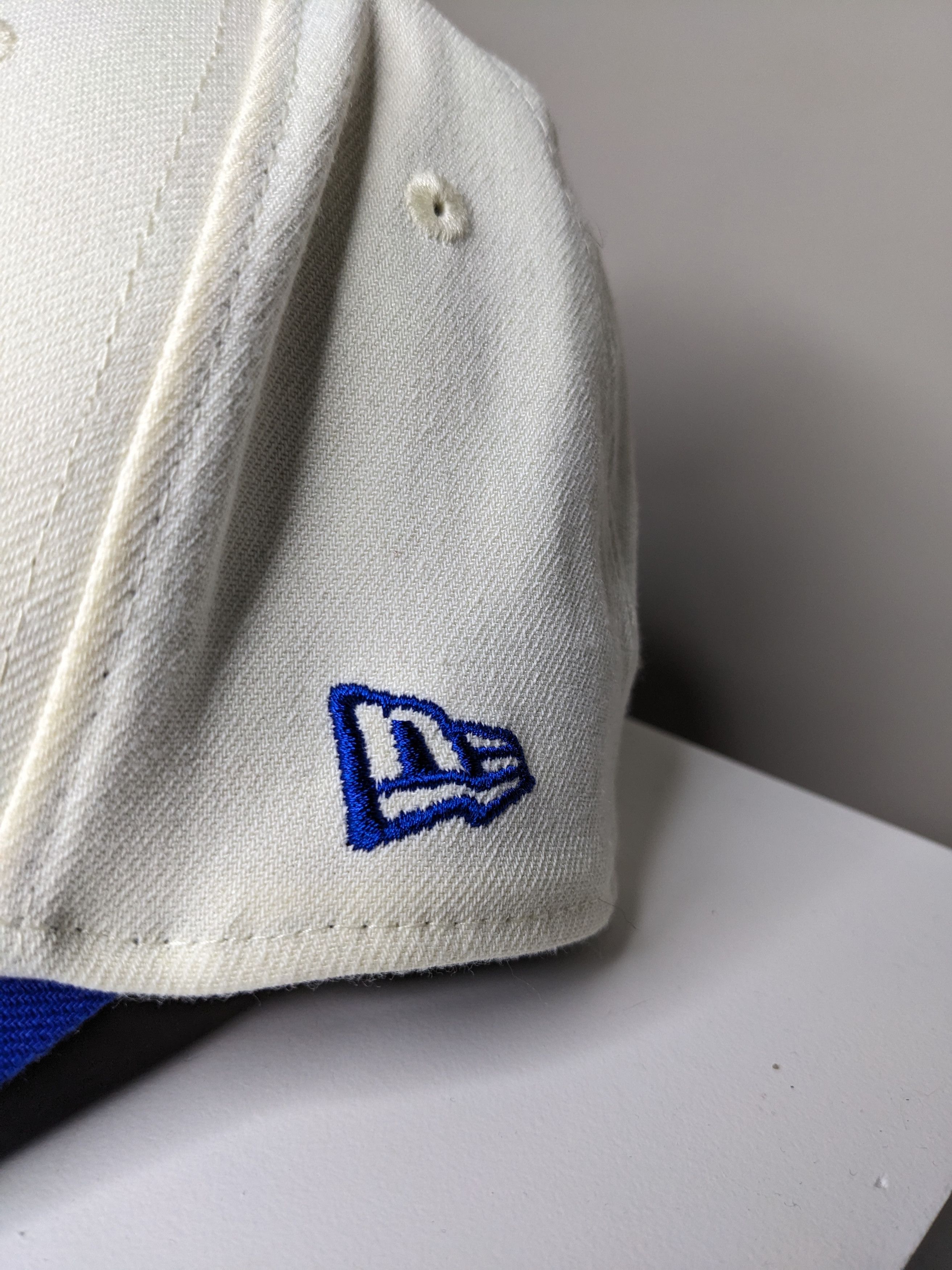 New Era Buffalo Bills New Era Hat Cap 39Thirty Size M/L Fitted NFL Size ONE SIZE - 4 Thumbnail