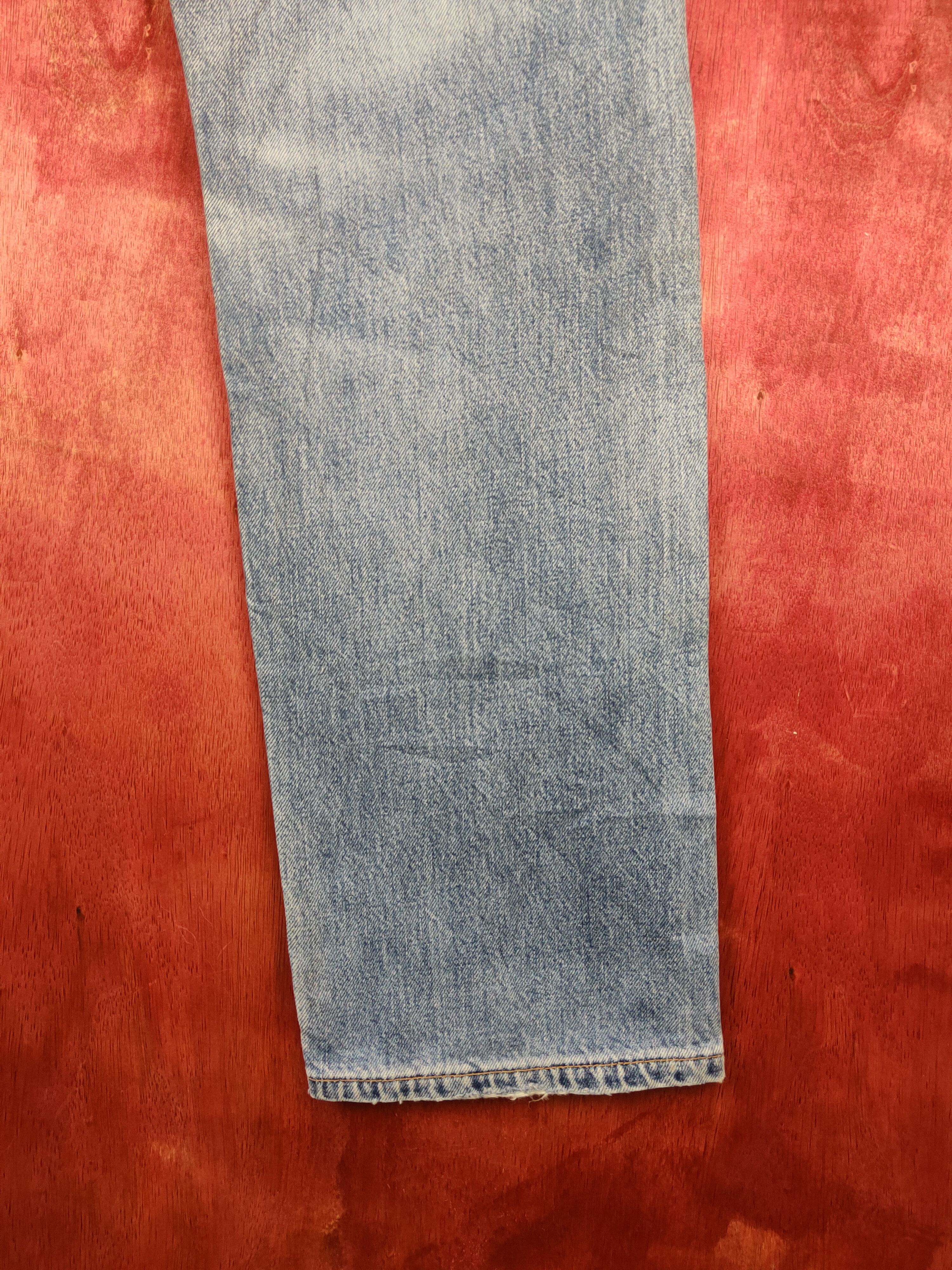 Levi's 501 Levi's vintage faded Blue Distressed Ripped Jeans #S1645 Size US 31 - 13 Thumbnail