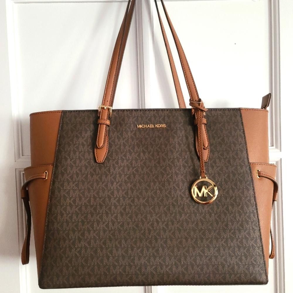 Michael Kors Michael Kors Gilly Large Brown Travel Drawstring Tote Bag Size ONE SIZE - 2 Thumbnail