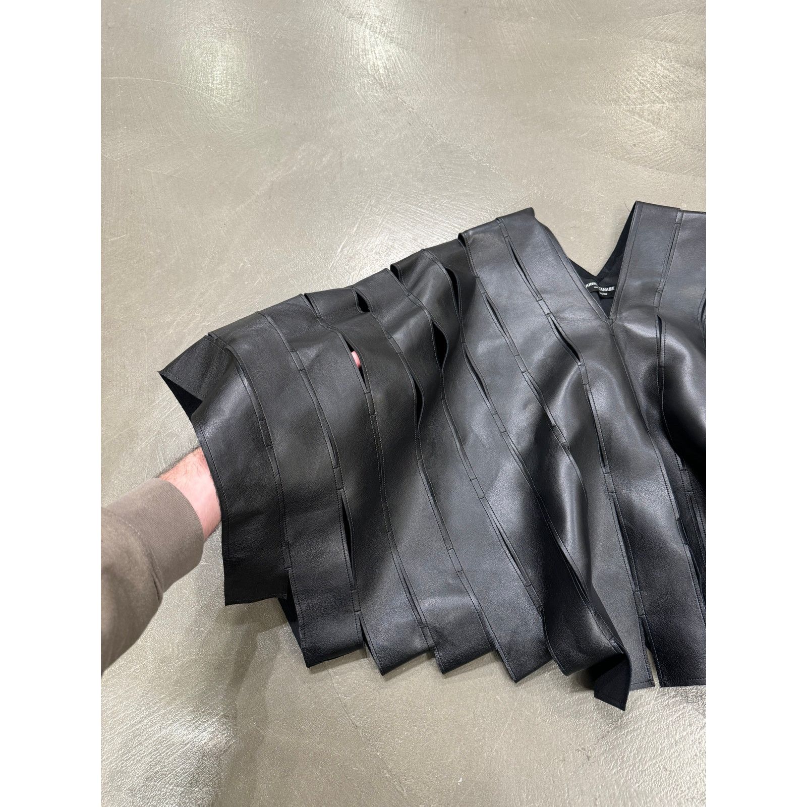 Junya Watanabe A/W 2015 Junya Watanabe 1/3 sample leather top Size ONE SIZE - 6 Thumbnail