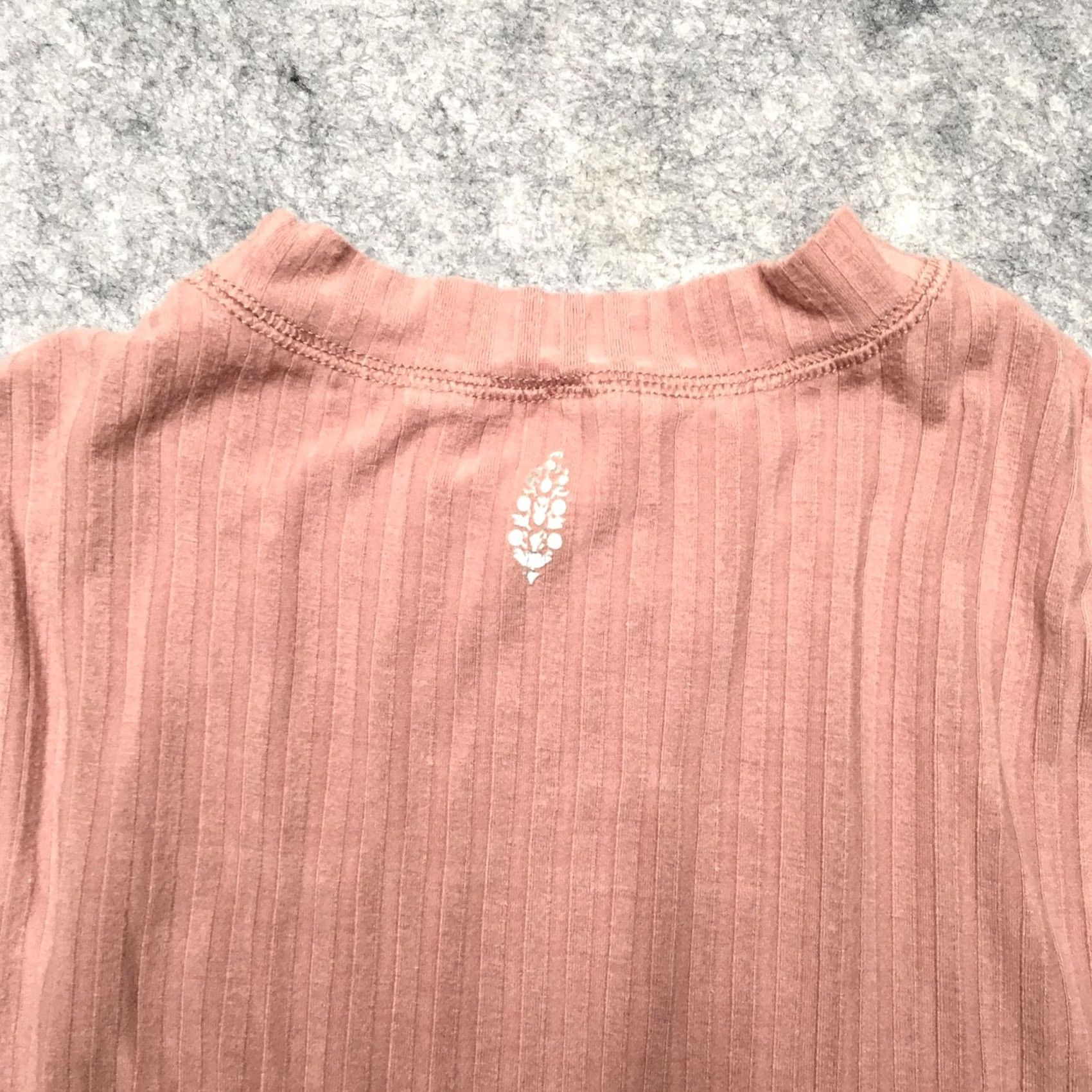 Vintage FP Movement Shirt Womens Small Pink Ribbed Long Sleeve Lightweight Yoga Top Size S / US 4 / IT 40 - 6 Thumbnail