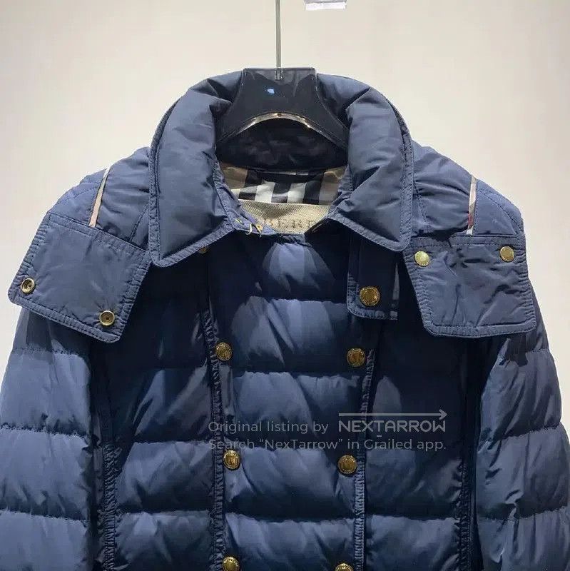 Burberry Burberry Women's Blue Down Jacket. Size M / US 6-8 / IT 42-44 - 3 Thumbnail