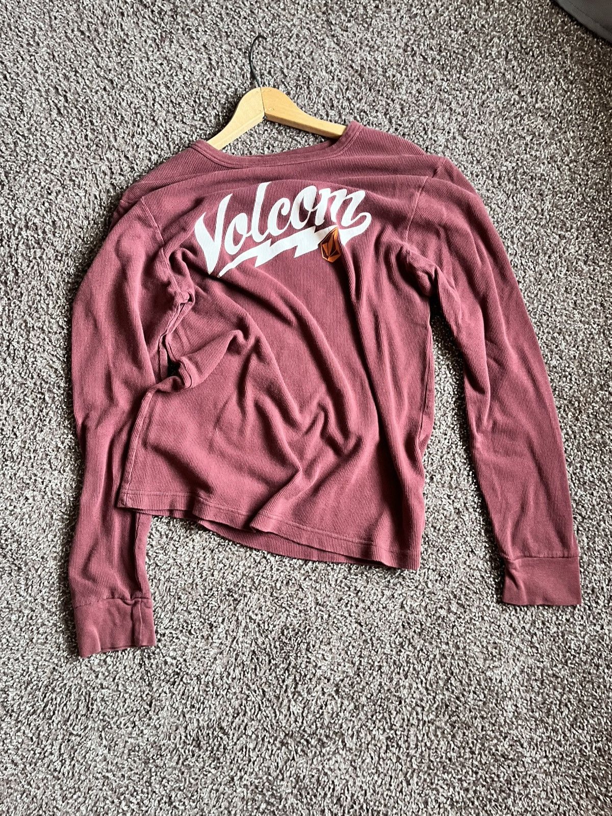 Volcom 90s Volcom thermal XL great condition Size US XL / EU 56 / 4 - 1 Thumbnail