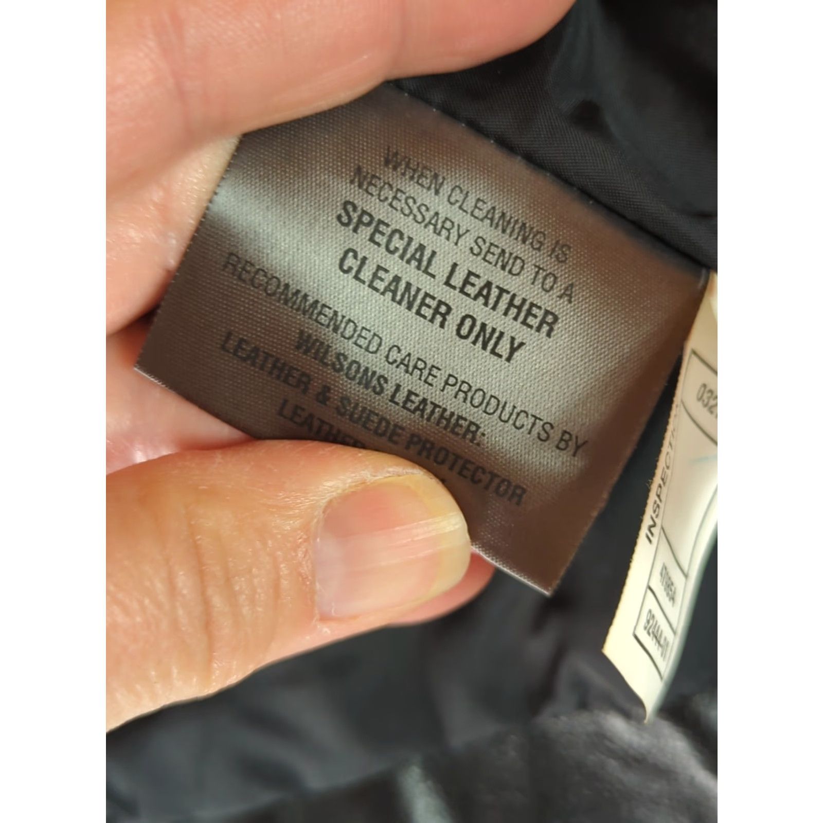 Vintage VINTAGE Wilsons Leather Vest Sleeveless Black Zip Front Fitted Womens L Biker Goth Shirt Size L / US 10 / IT 46 - 4 Thumbnail