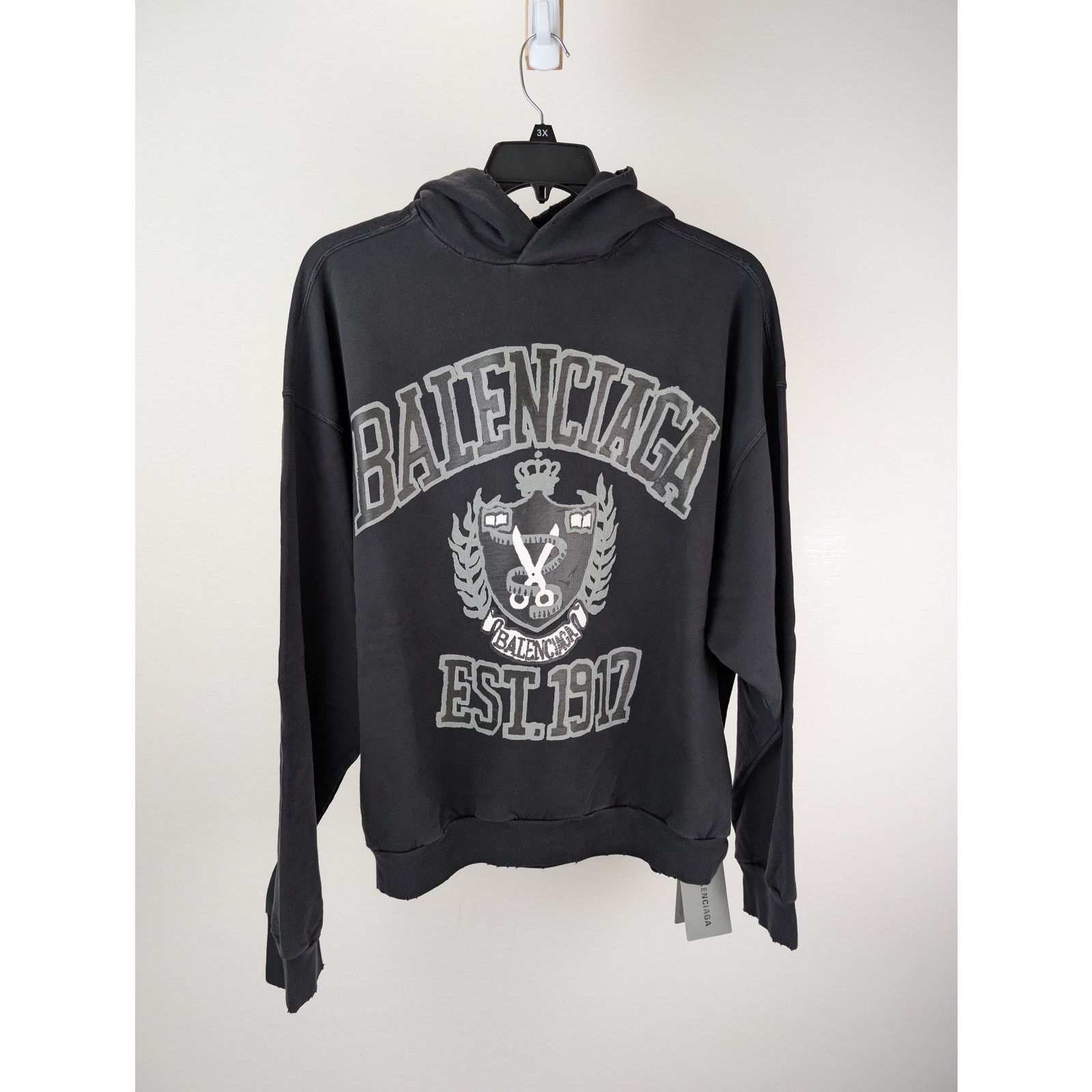 Balenciaga o1rshd1 DIY College No Pocket Medium Fit Hoodie Washed Black Size US M / EU 48-50 / 2 - 2 Thumbnail