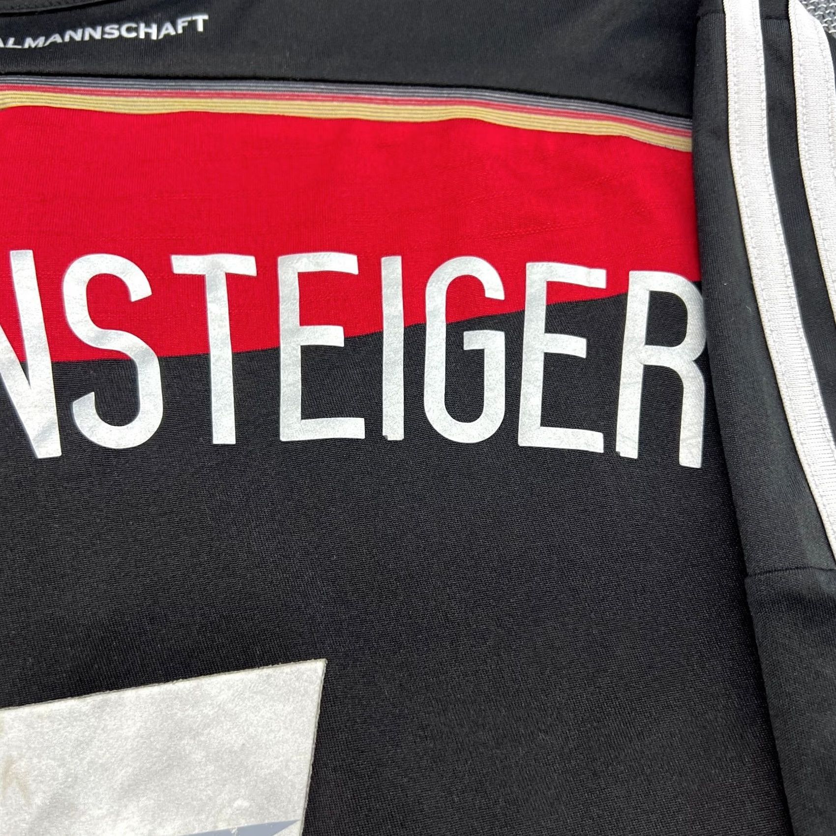 Adidas 2014-2015 Away World Cup Finals: Schweinsteiger Football Jersey Small Size US S / EU 44-46 / 1 - 6 Thumbnail