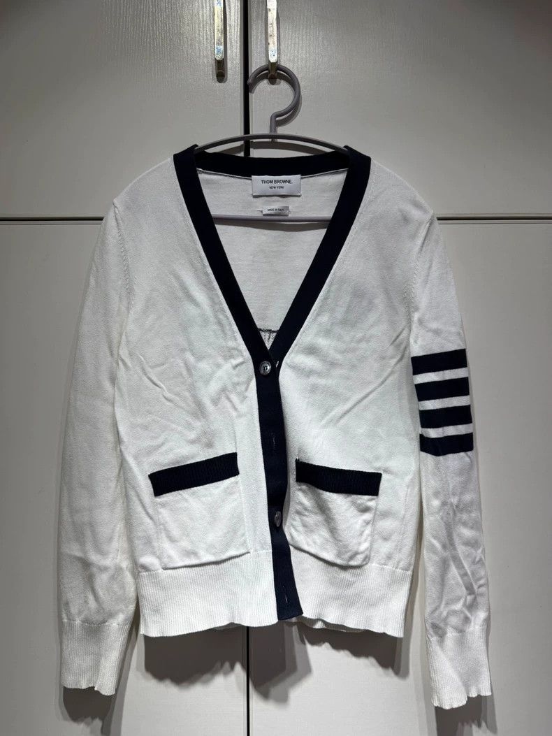 Thom Browne White Cardigan with Navy Stripes-dmc Size US M / EU 48-50 / 2 - 1 Thumbnail