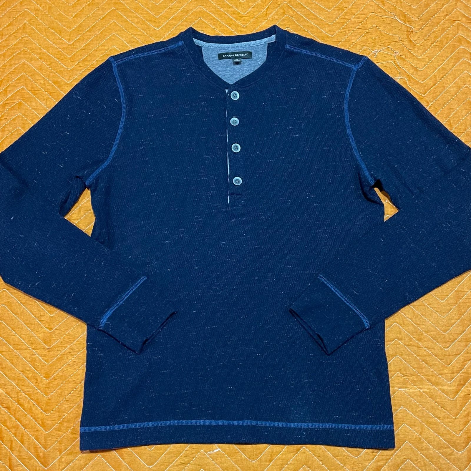 Banana Republic Banana Republic Long Sleeve Henley Shirt Size US M / EU 48-50 / 2 - 1 Thumbnail