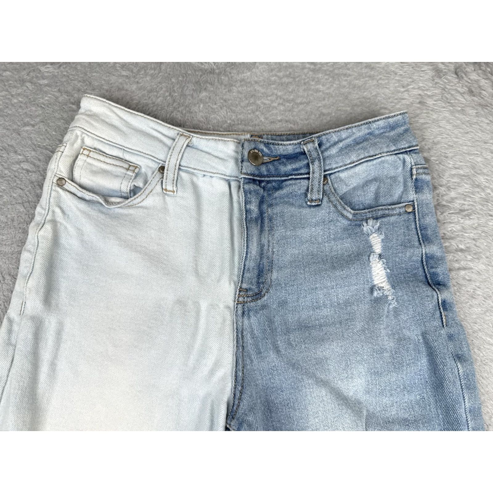 Rsq RSQ Jeans Womens 25 Two Tone High Rise Distressed Raw Hem Light Dark Wash Ripped Jeans Size 42" / US 20 - 4 Thumbnail