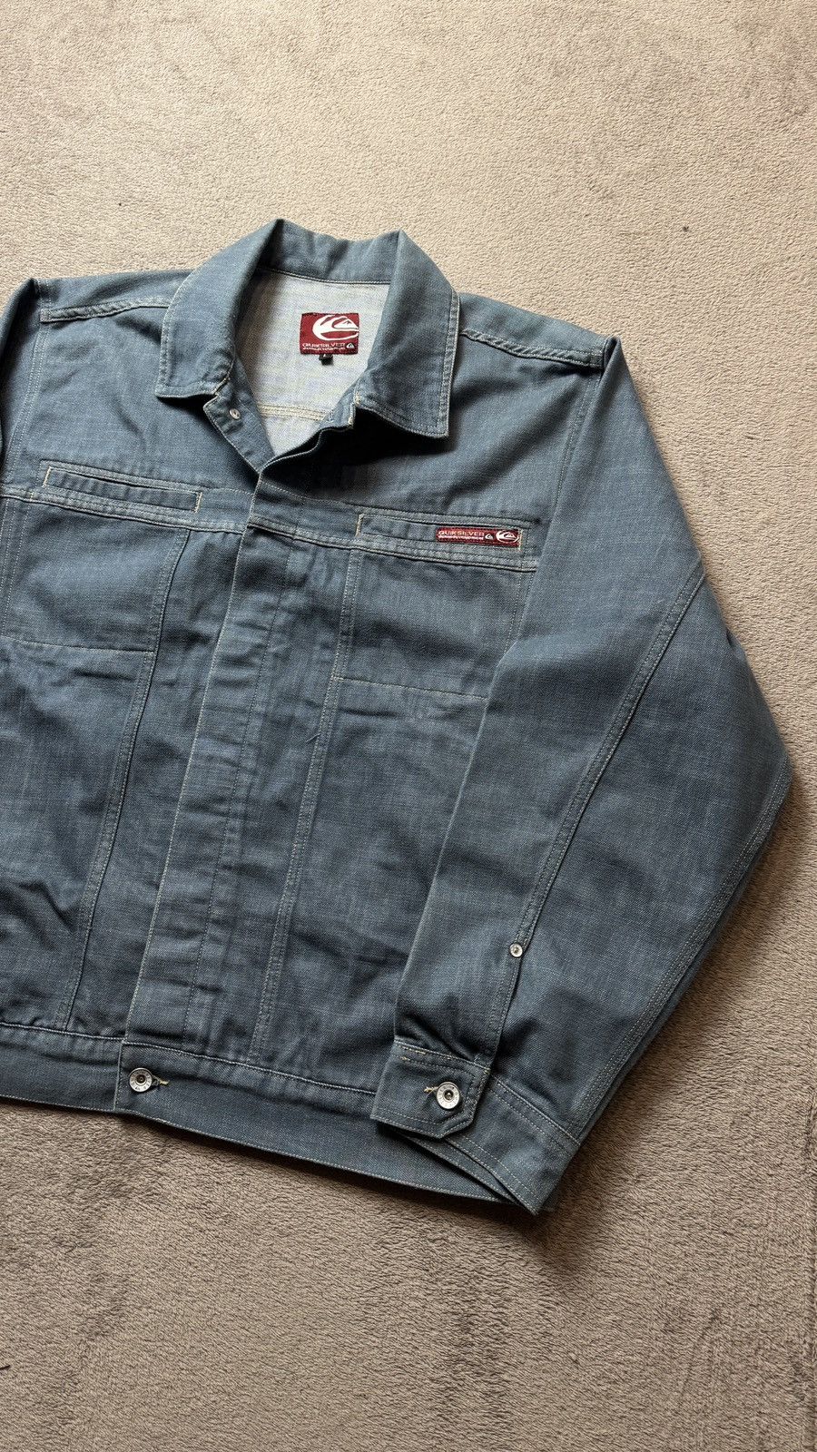 Japanese Brand Quiksilver Vintage Faded Baggy Jeans Jacket ysl stussy nike Size US L / EU 52-54 / 3 - 3 Thumbnail