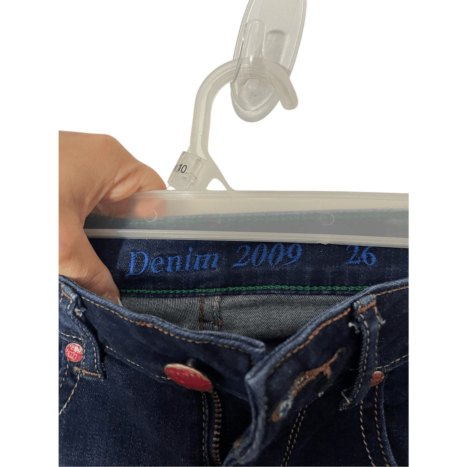 Levi's NWT Levis Denim 2009 Edition Mid Rise Skinny Jeans sz 26 Size 26" / US 2 / IT 38 - 2 Thumbnail