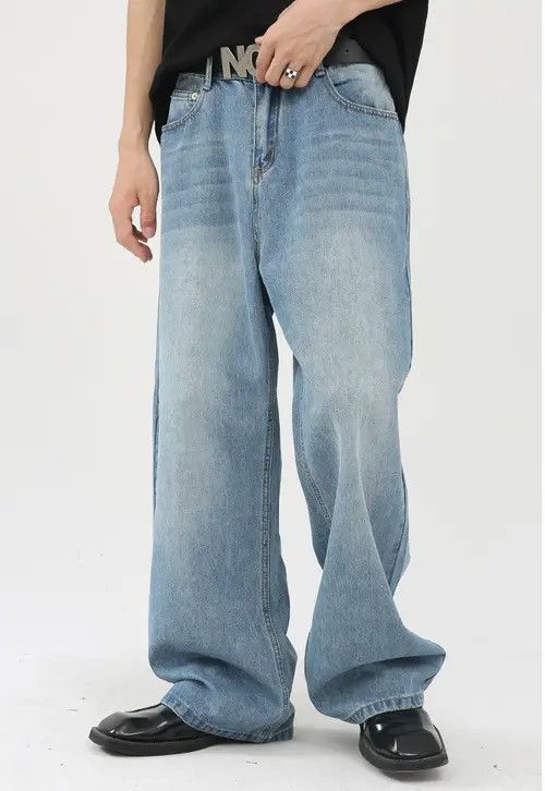 Hypebeast × Japanese Brand Wide-leg vintage washed light blue jeans Size US 32 / EU 48 - 2 Thumbnail